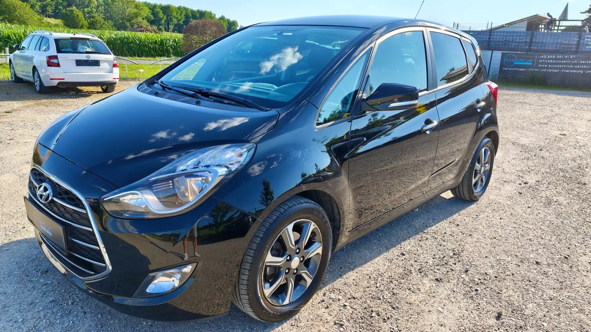 Hyundai iX20 Classic Schwarz - 1