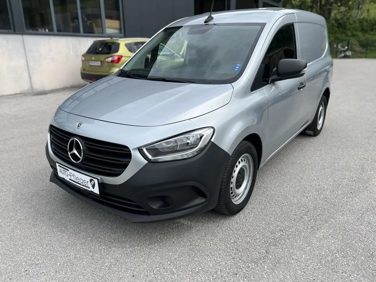 Mercedes-Benz Citan Kastenwagen 110 CDI Base Silber - 1