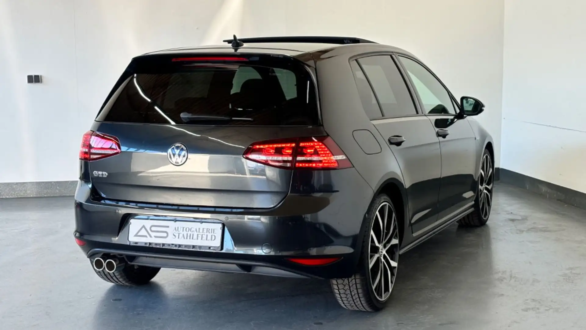 Volkswagen Golf VII Lim. GTD BMT PANO/ACC/CarPlay/KAMERA/.. Grau - 2