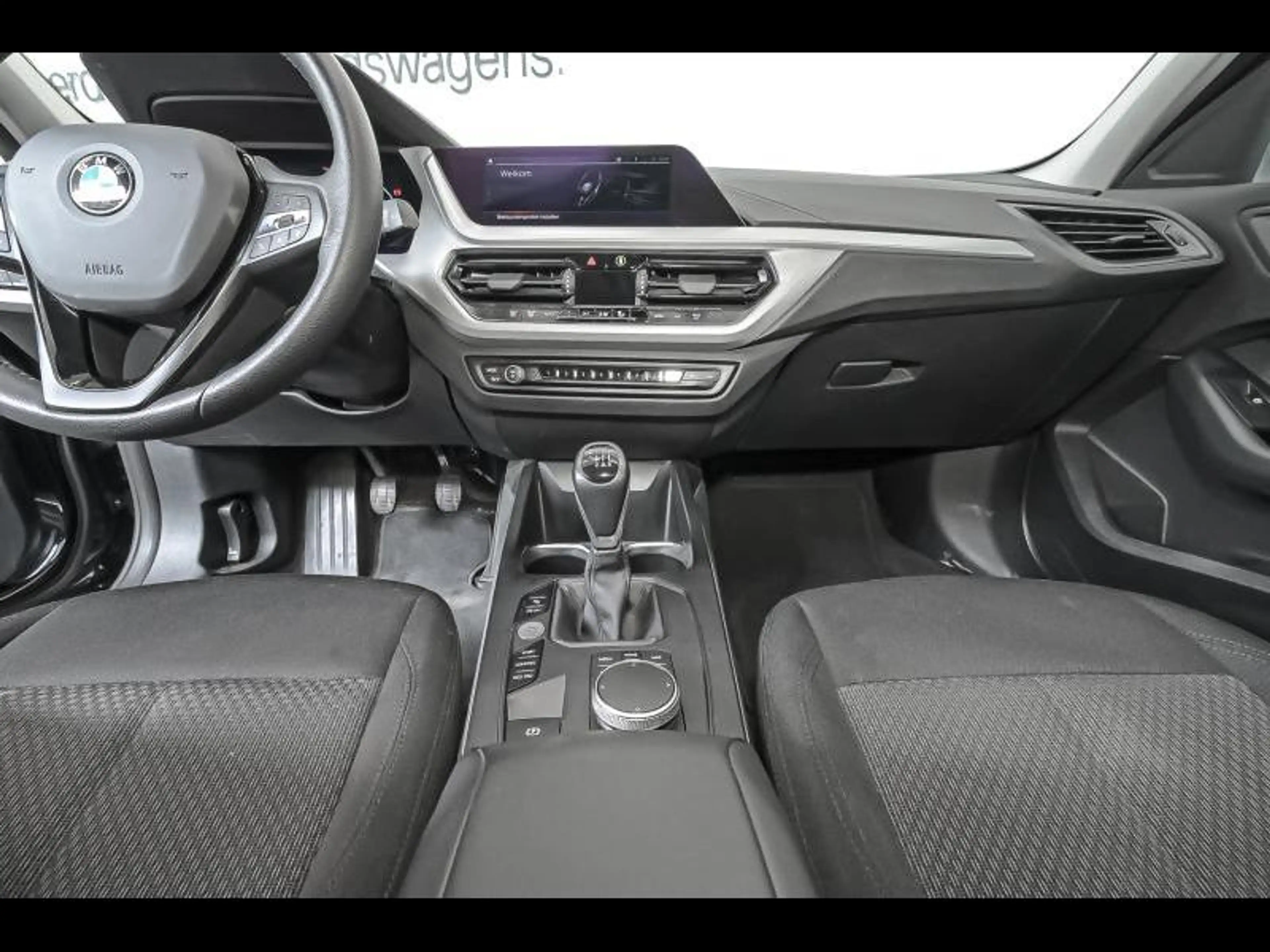 BMW 116 i — photo 7