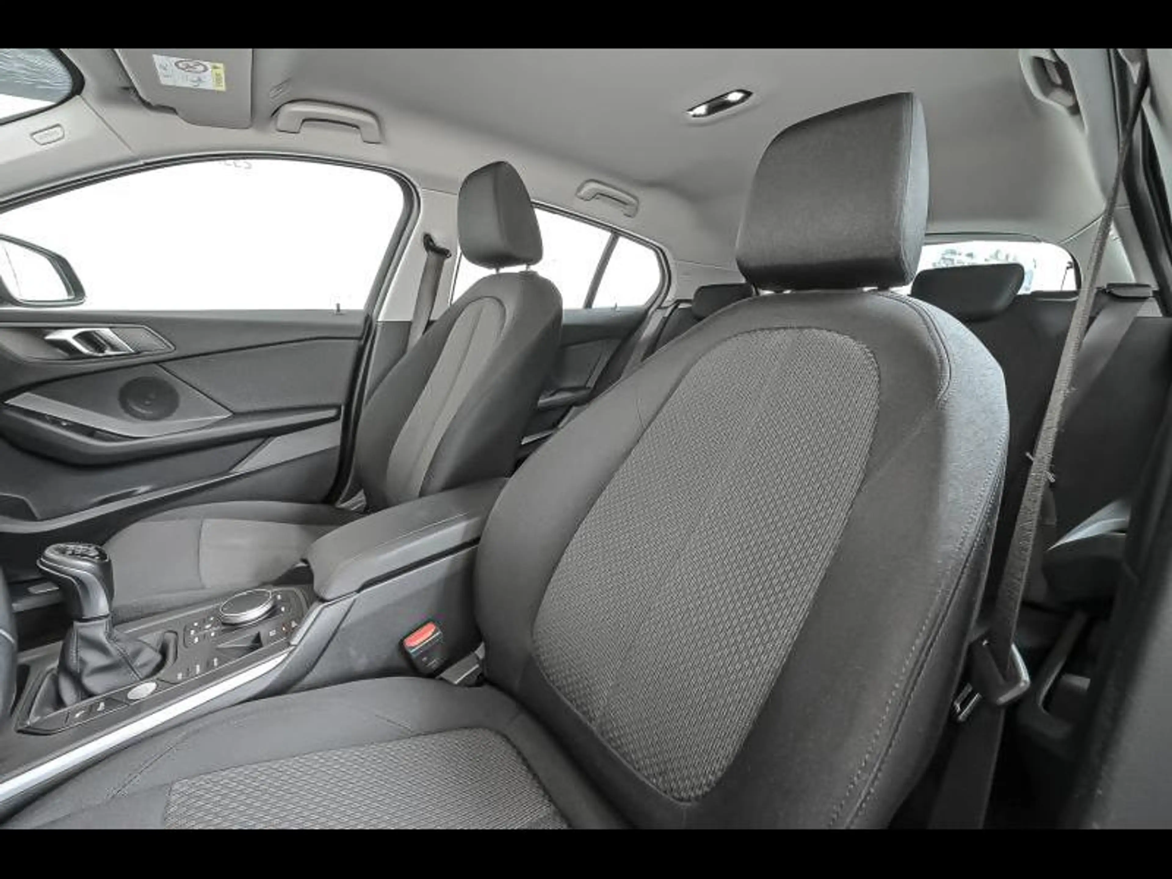 BMW 116 i — photo 15