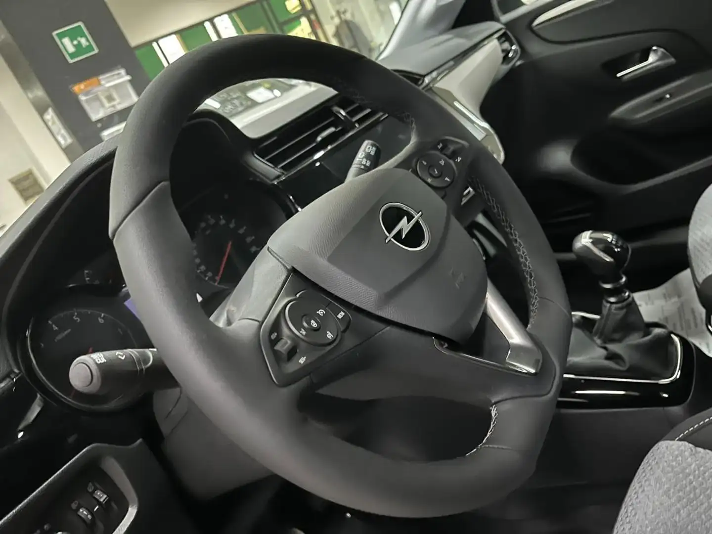 Opel Corsa 1.2 100 CV Edition Negro - 2