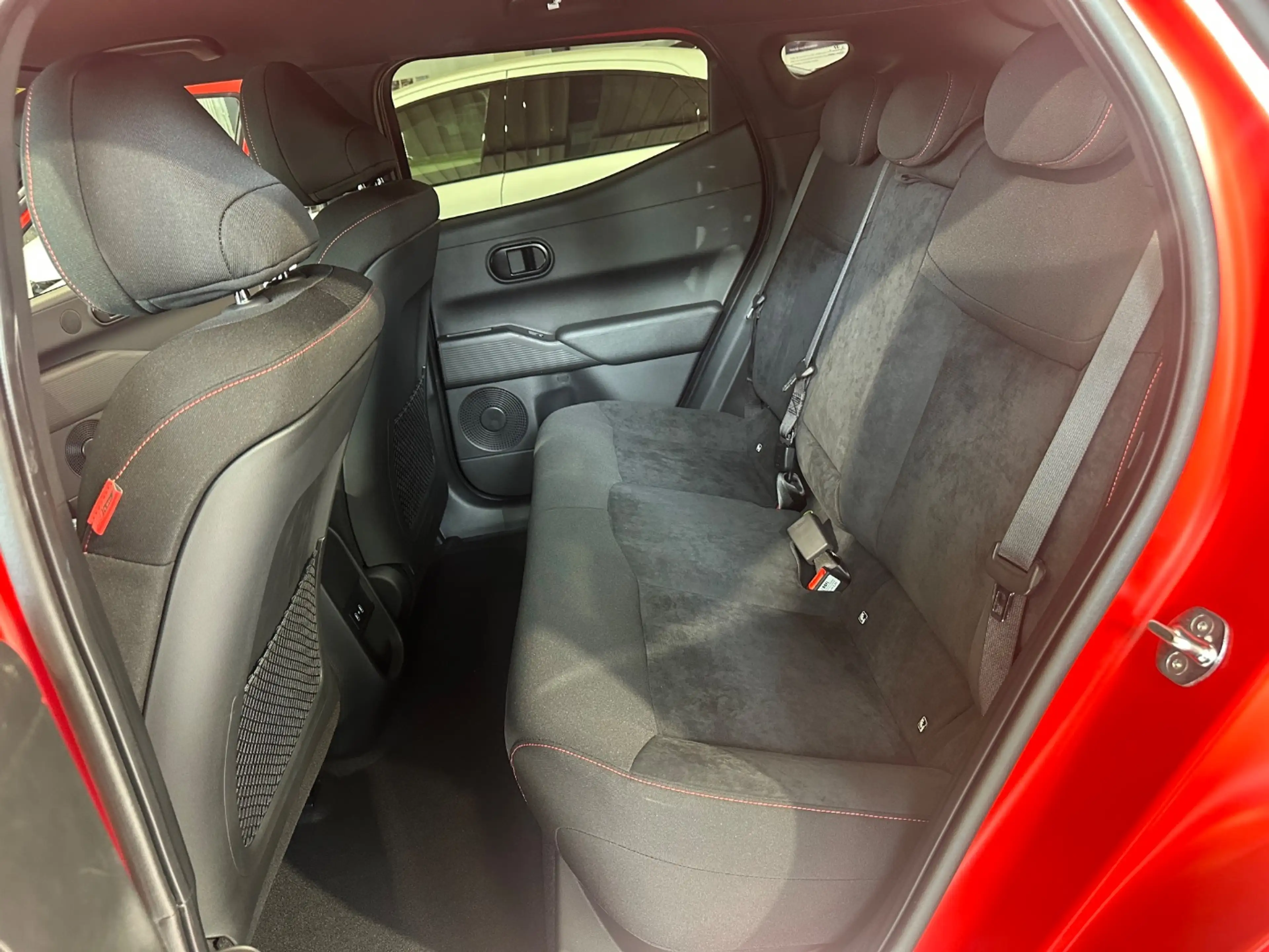 Hyundai IONIQ 3 Elektro N-Line 14,6 Display 360° Kamera — photo 15