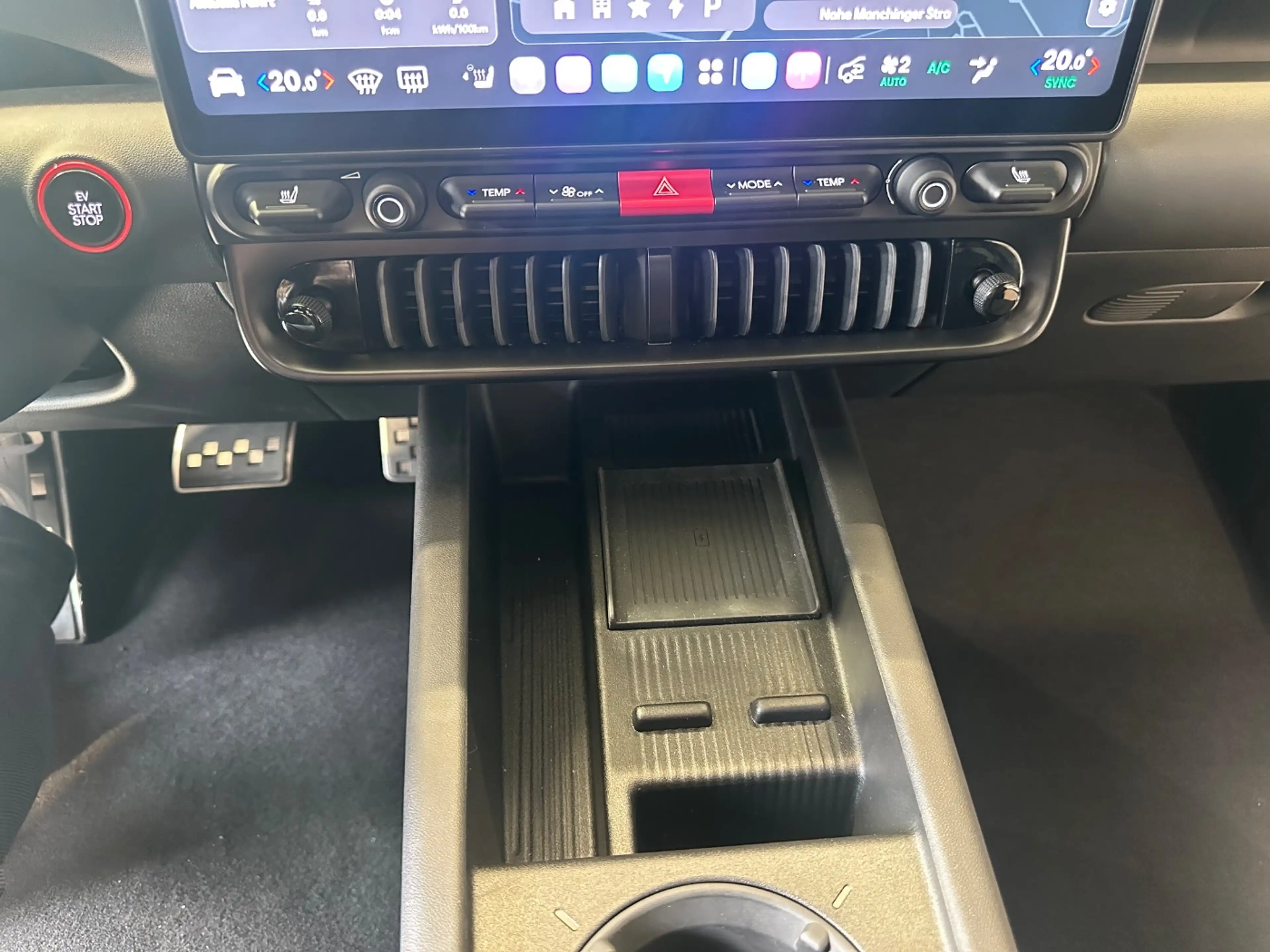 Hyundai IONIQ 3 Elektro N-Line 14,6 Display 360° Kamera — photo 14
