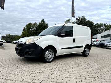 Combo D Kasten L1H1 1.3 CDTI 2.4t *Boden PDC ESP