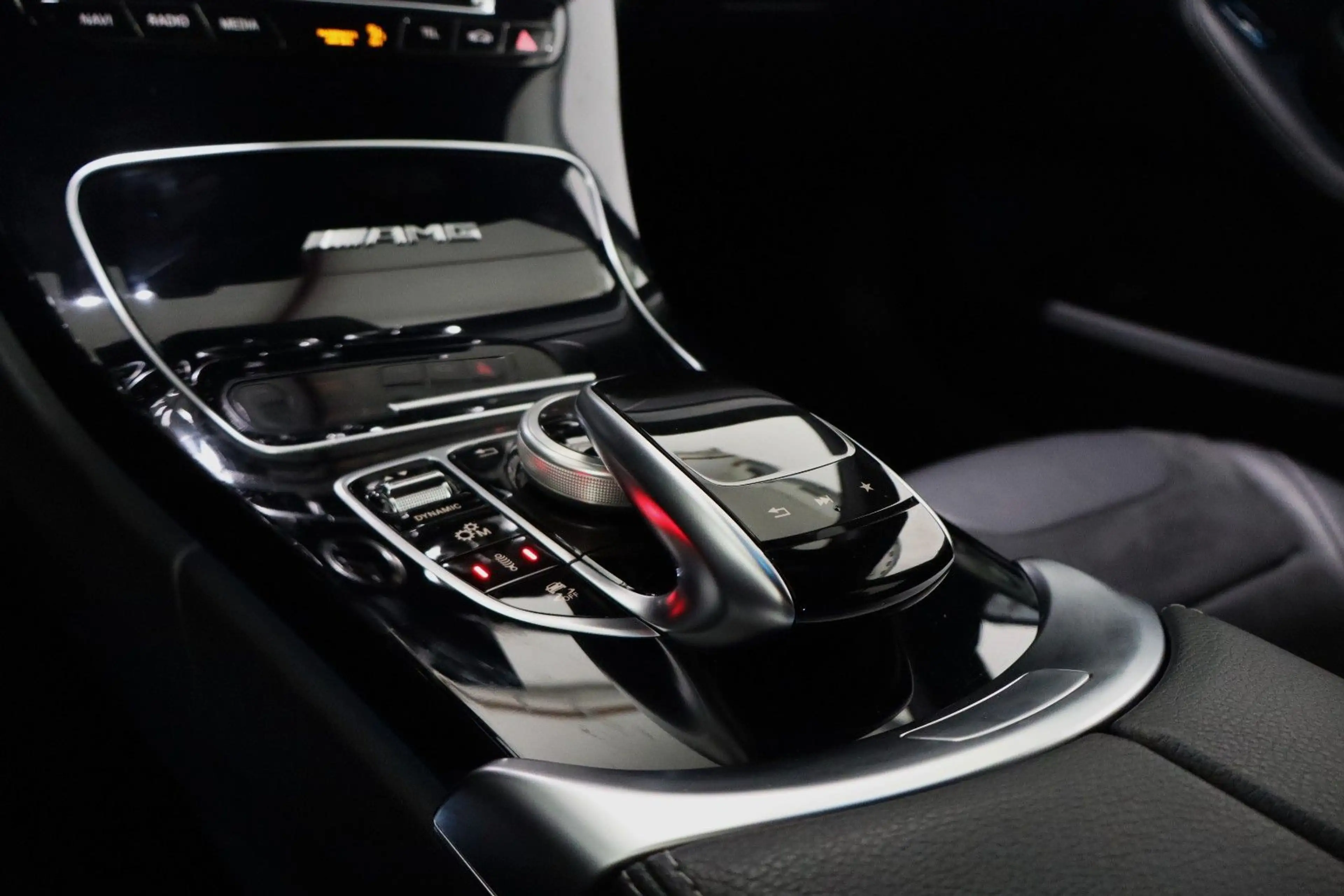 Mercedes-Benz C 63 AMG C 63 T AMG V8 Burmester Multibeam 360° Head-Up — photo 14