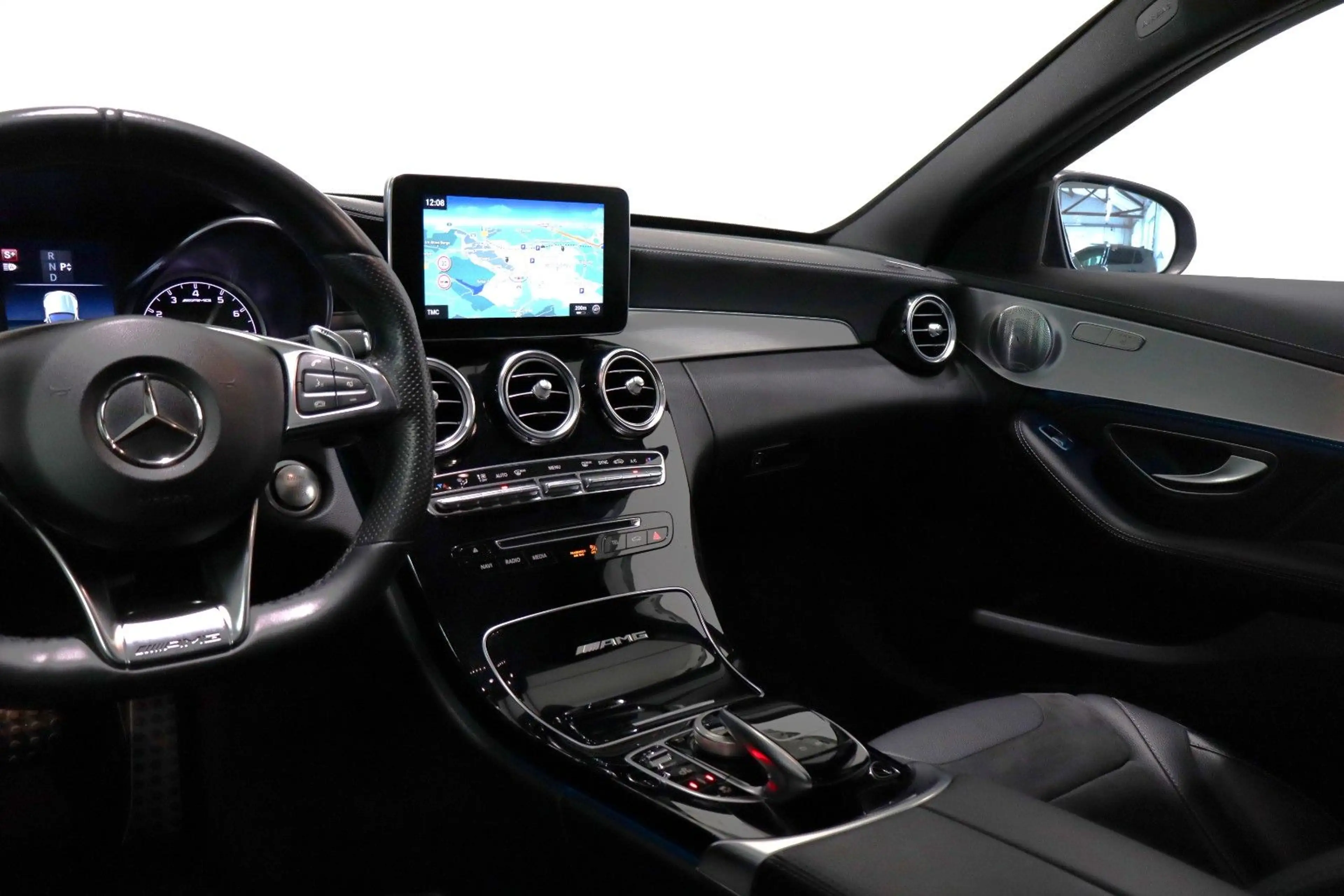 Mercedes-Benz C 63 AMG C 63 T AMG V8 Burmester Multibeam 360° Head-Up — photo 8