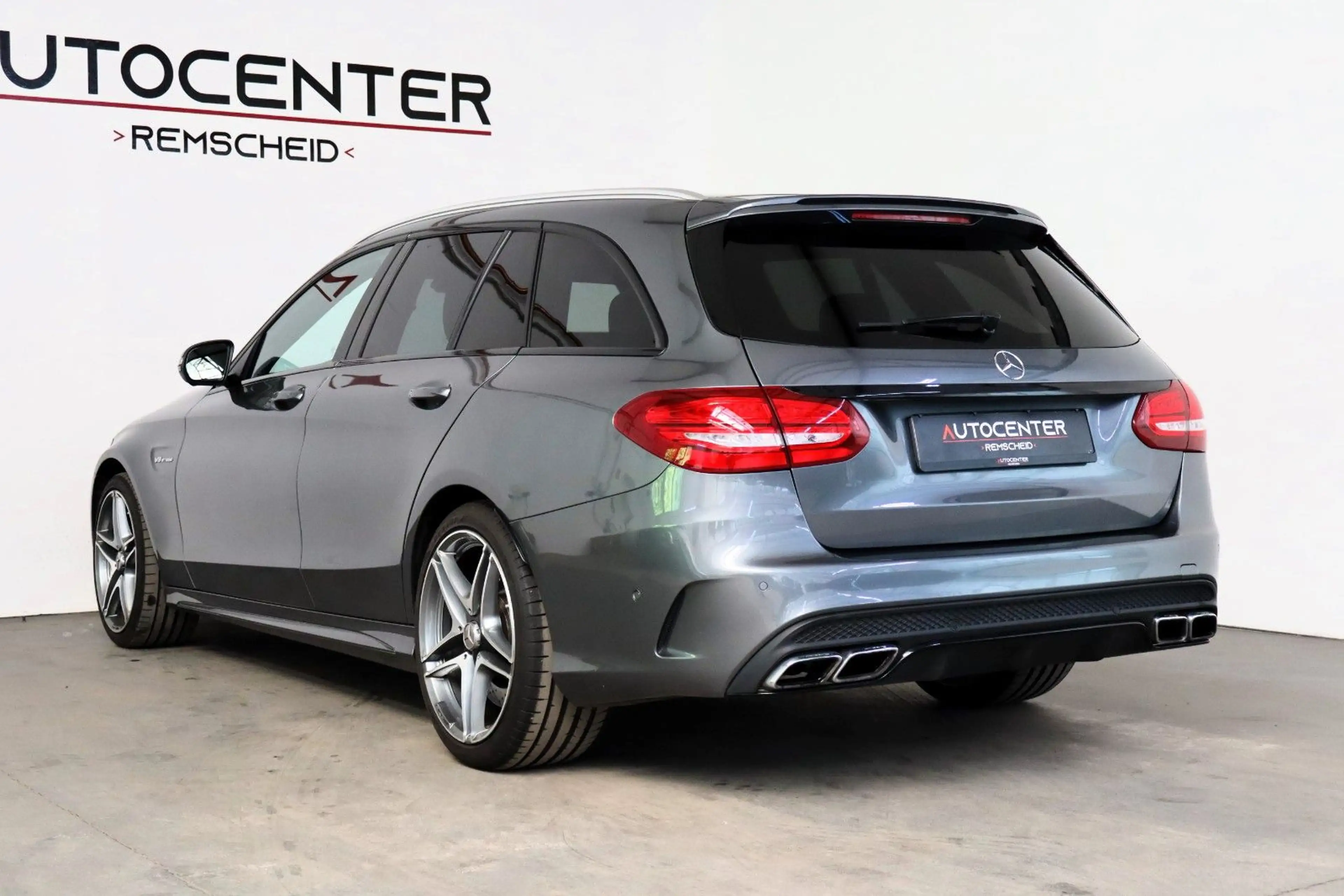Mercedes-Benz C 63 AMG C 63 T AMG V8 Burmester Multibeam 360° Head-Up — photo 4