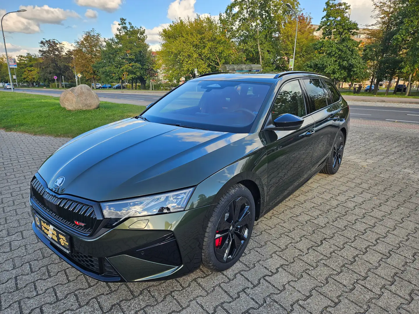 Skoda Octavia Combi 2.0 TSI RS AHK NAVI ACC 5 Jahre Garantie TOP Vert - 1