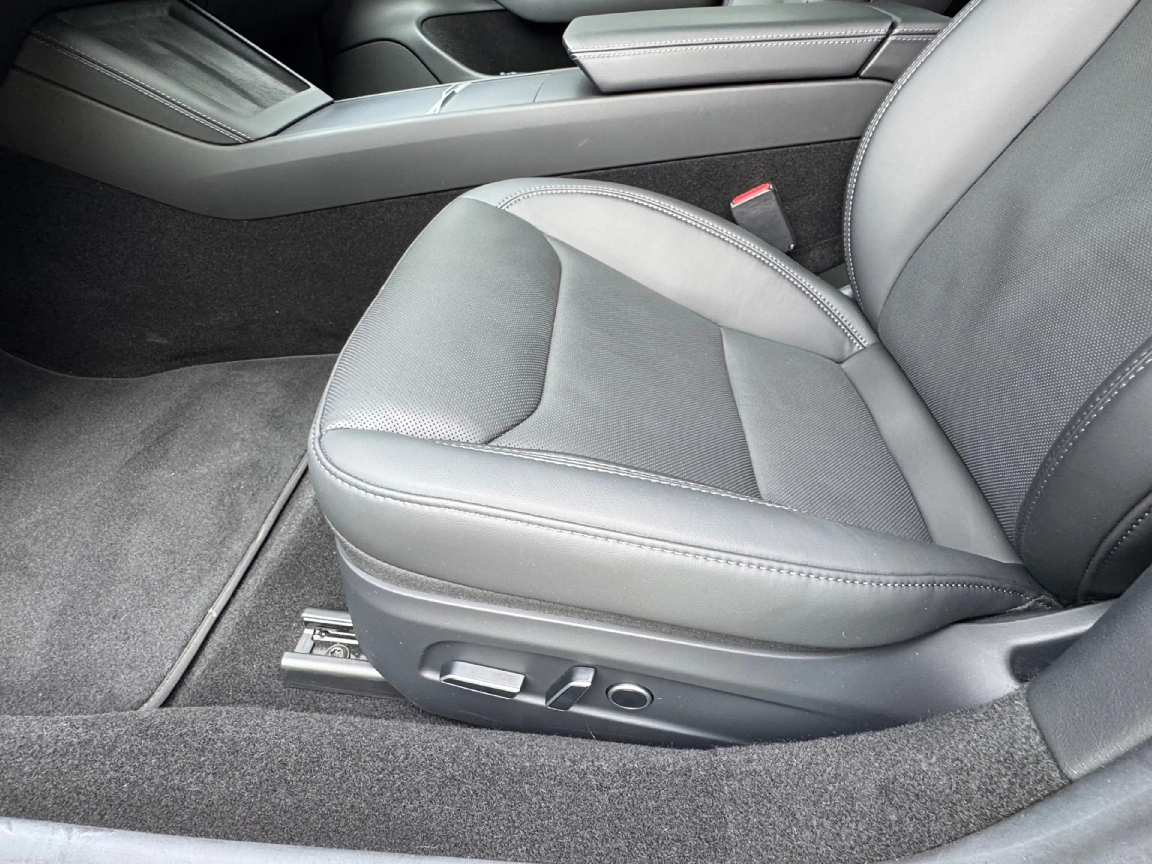 Tesla Model 3 RWD 60 kWh Highland, Premium, Stoelventilatie, Pan — photo 9