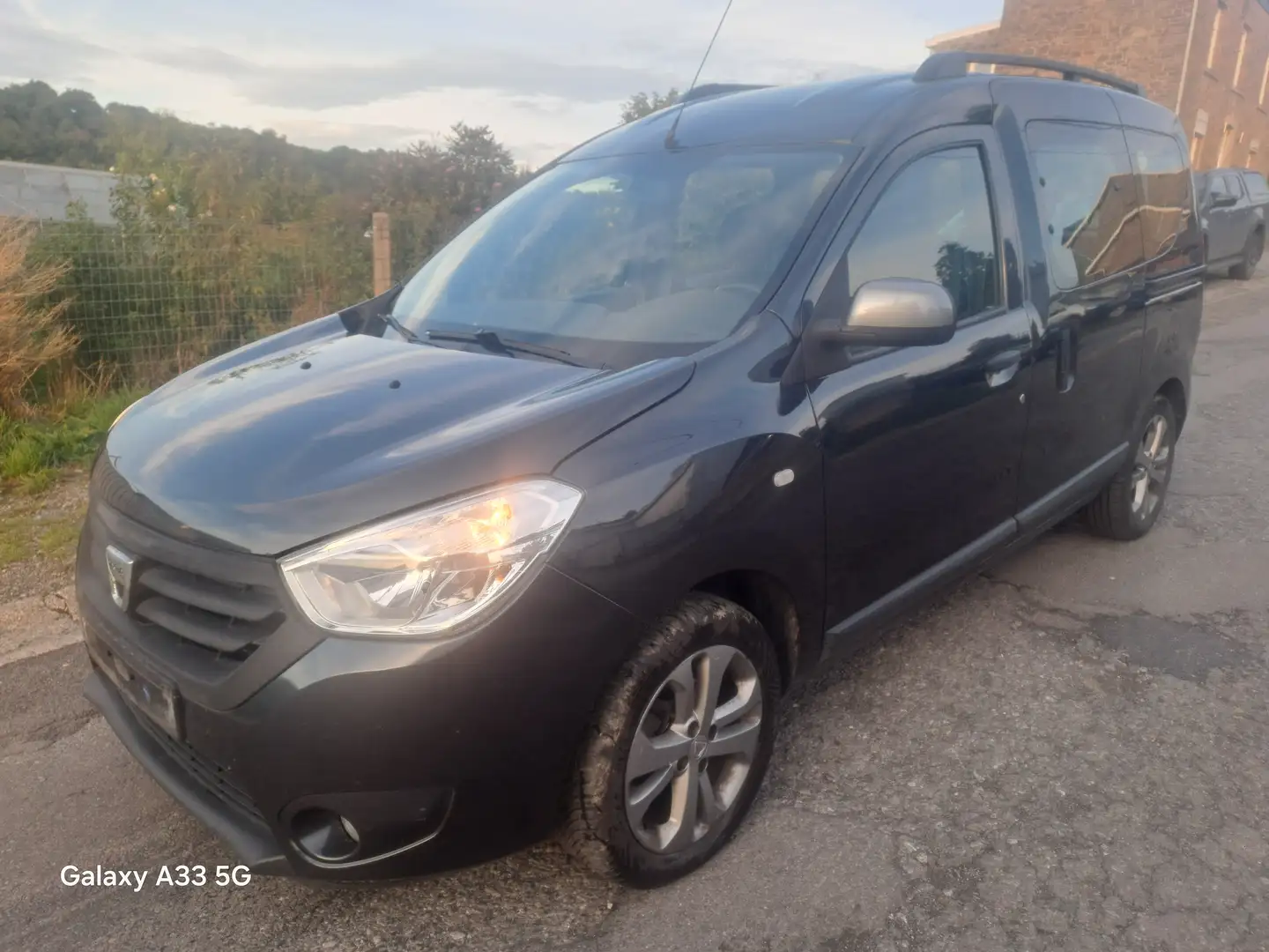 Dacia Dokker Dokker 1.5 dCi Laureate Gris - 1