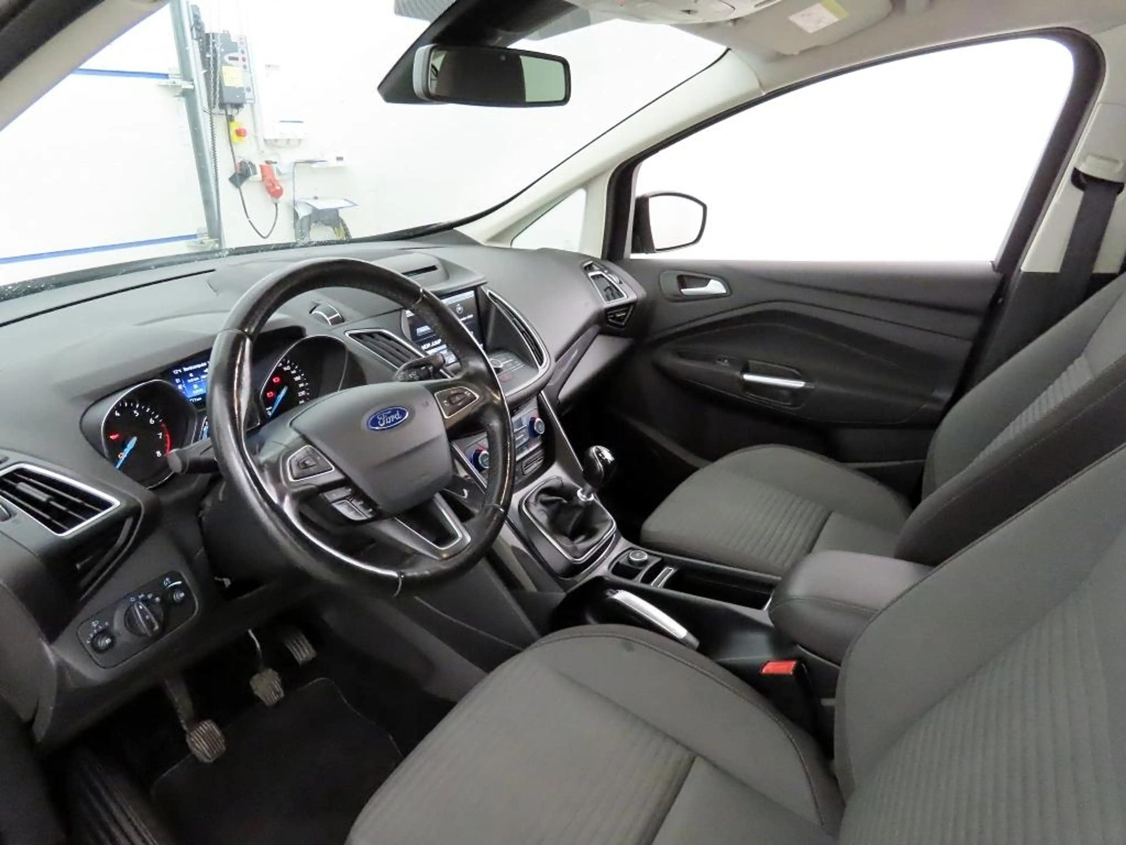 Ford C-Max 1.5 EcoB Titanium WinterPak+Kam+Navi+Klima — photo 13
