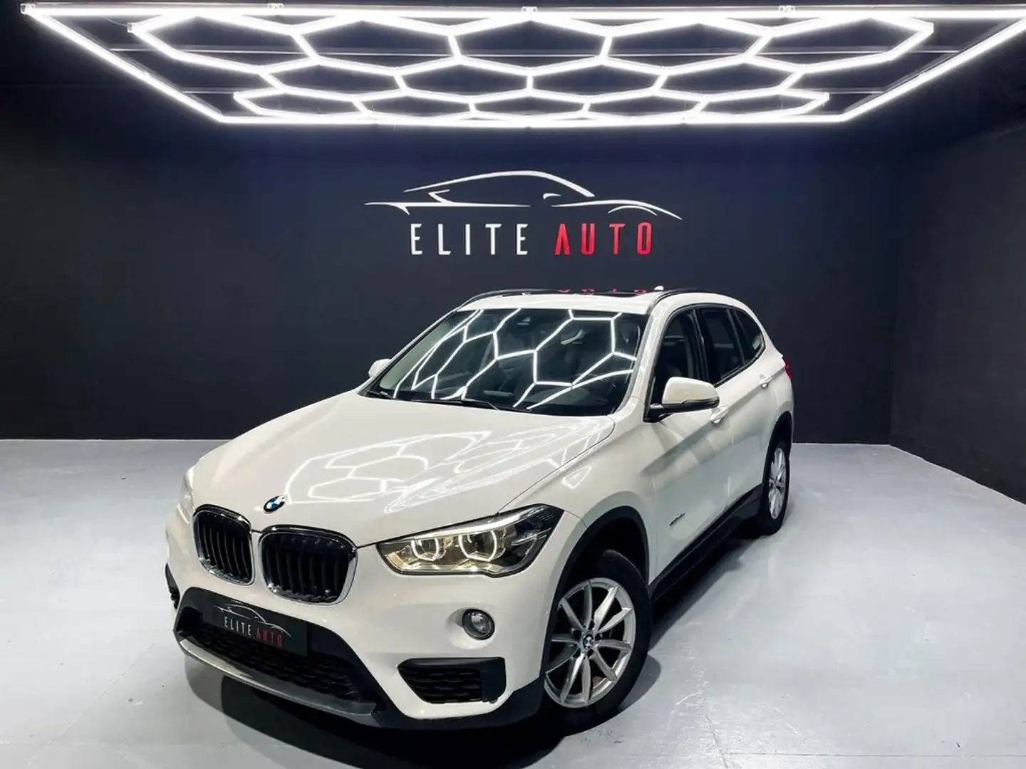 BMW X1 sDrive18d Blanco - 1