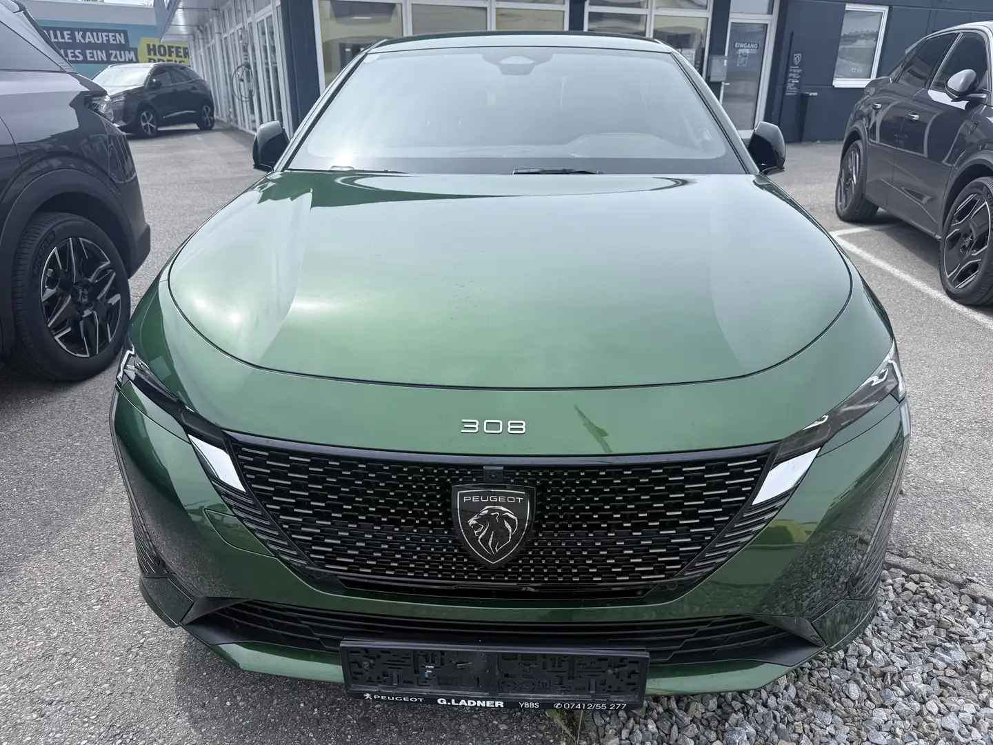 Peugeot 308 GT Pack BlueHDi 130 EAT8 Grün - 2