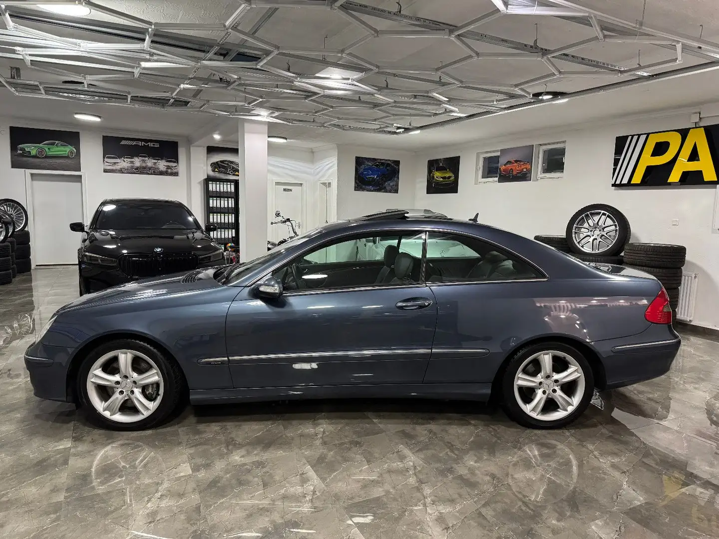 Mercedes-Benz CLK 320 CDI Coupe Sitzbelüf. Standhz Xenon SDach Gri - 2