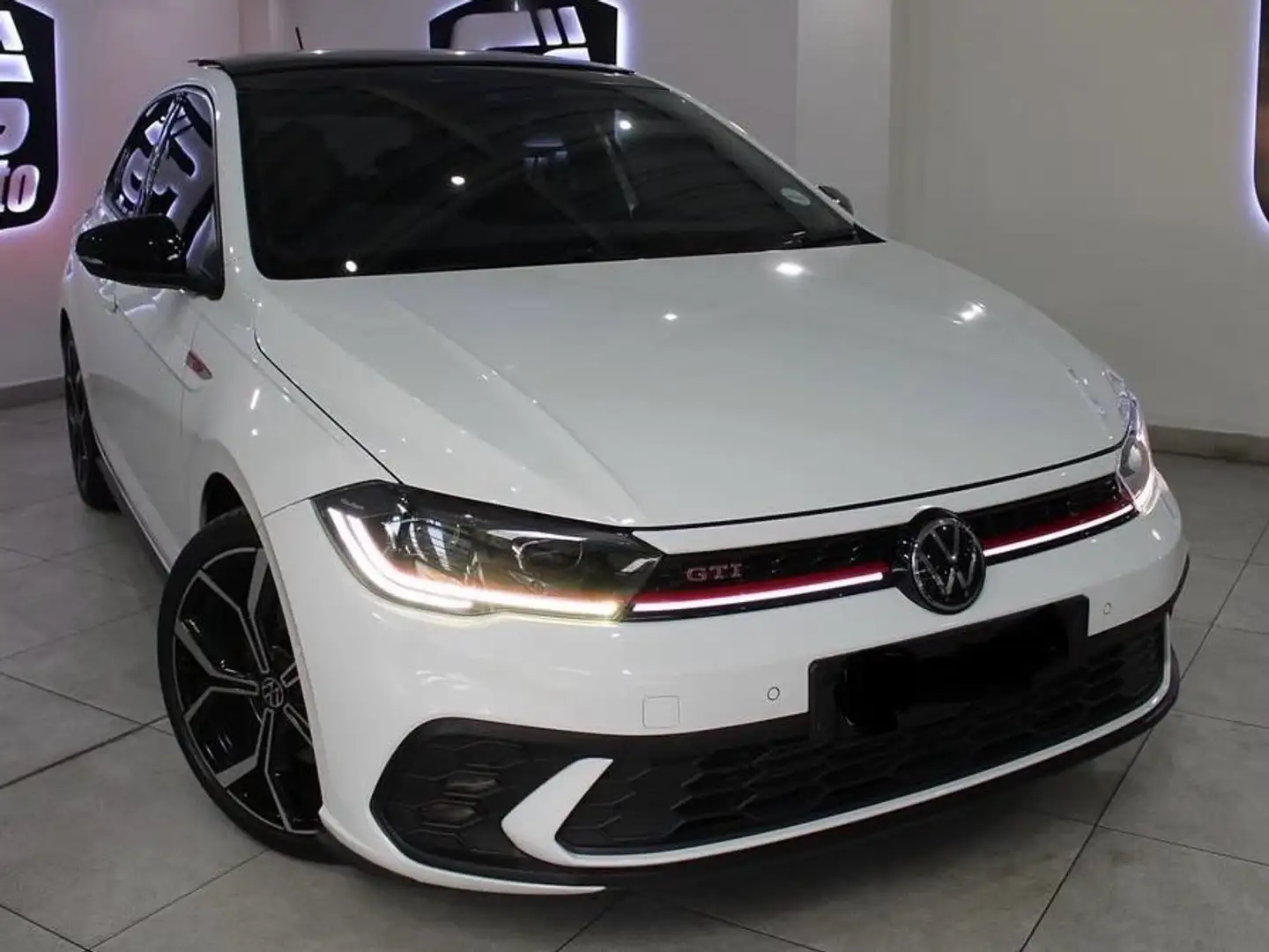 Volkswagen Polo GTI Polo VI 2023 2.0 tsi dsg White - 2