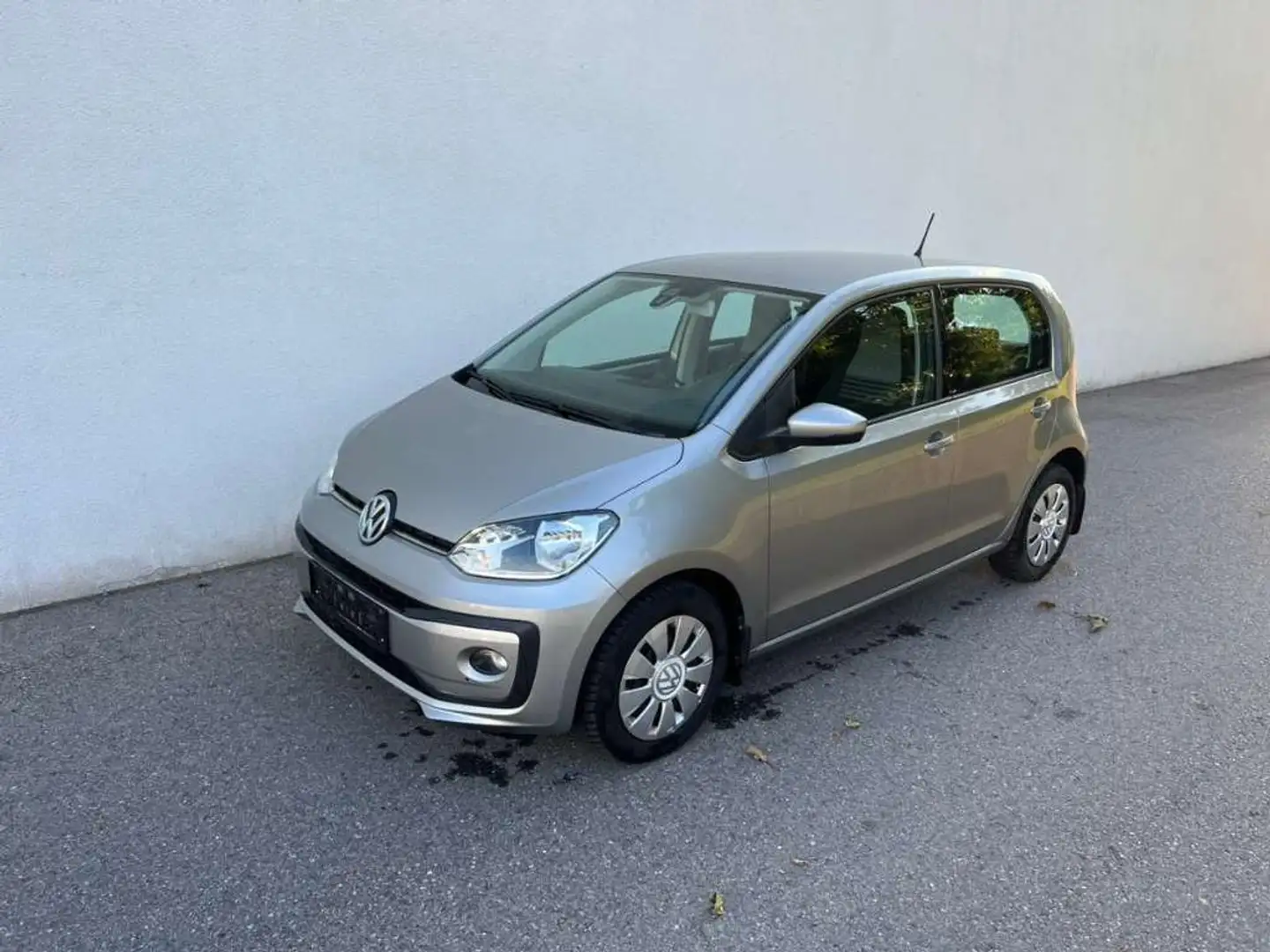Volkswagen up! Up 1,0 BMT Silber - 2