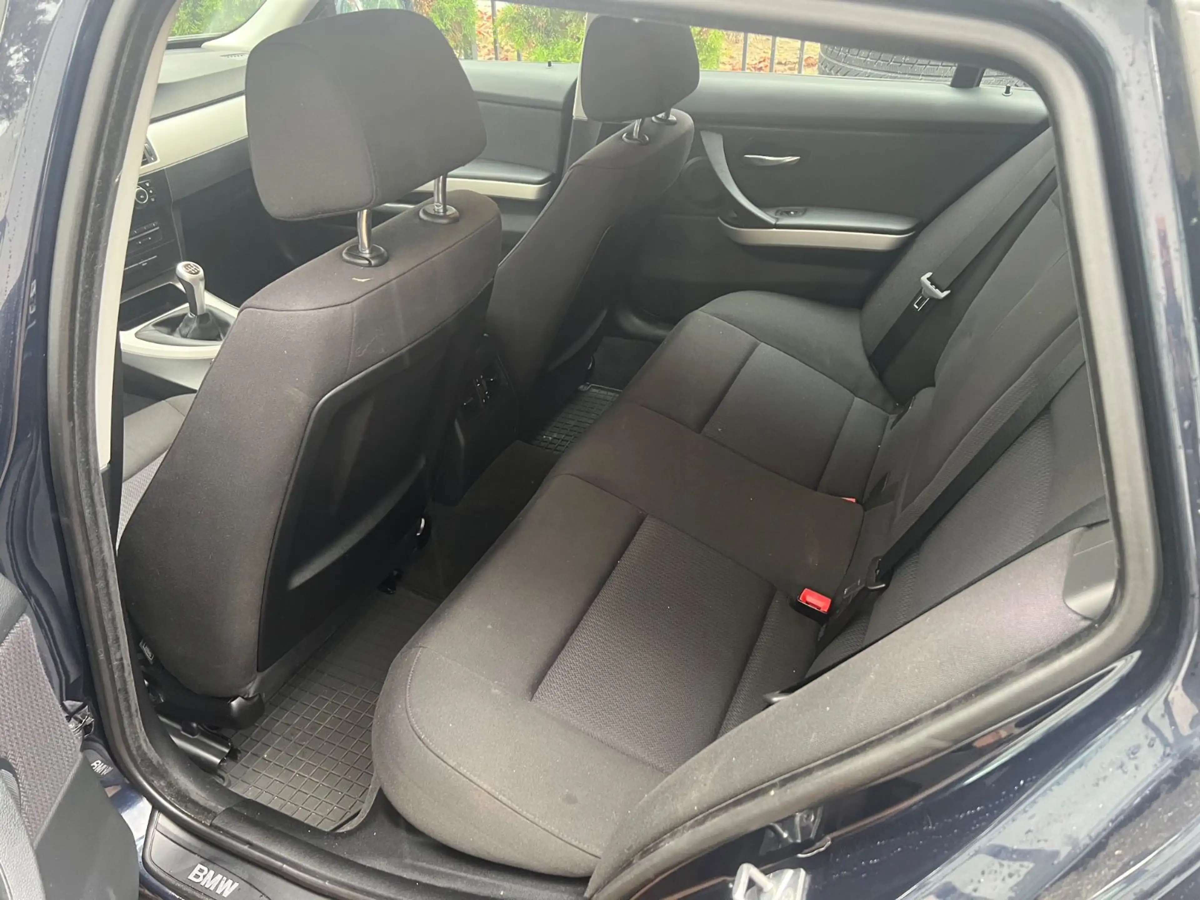 BMW 320 3 Touring 320 i — photo 12