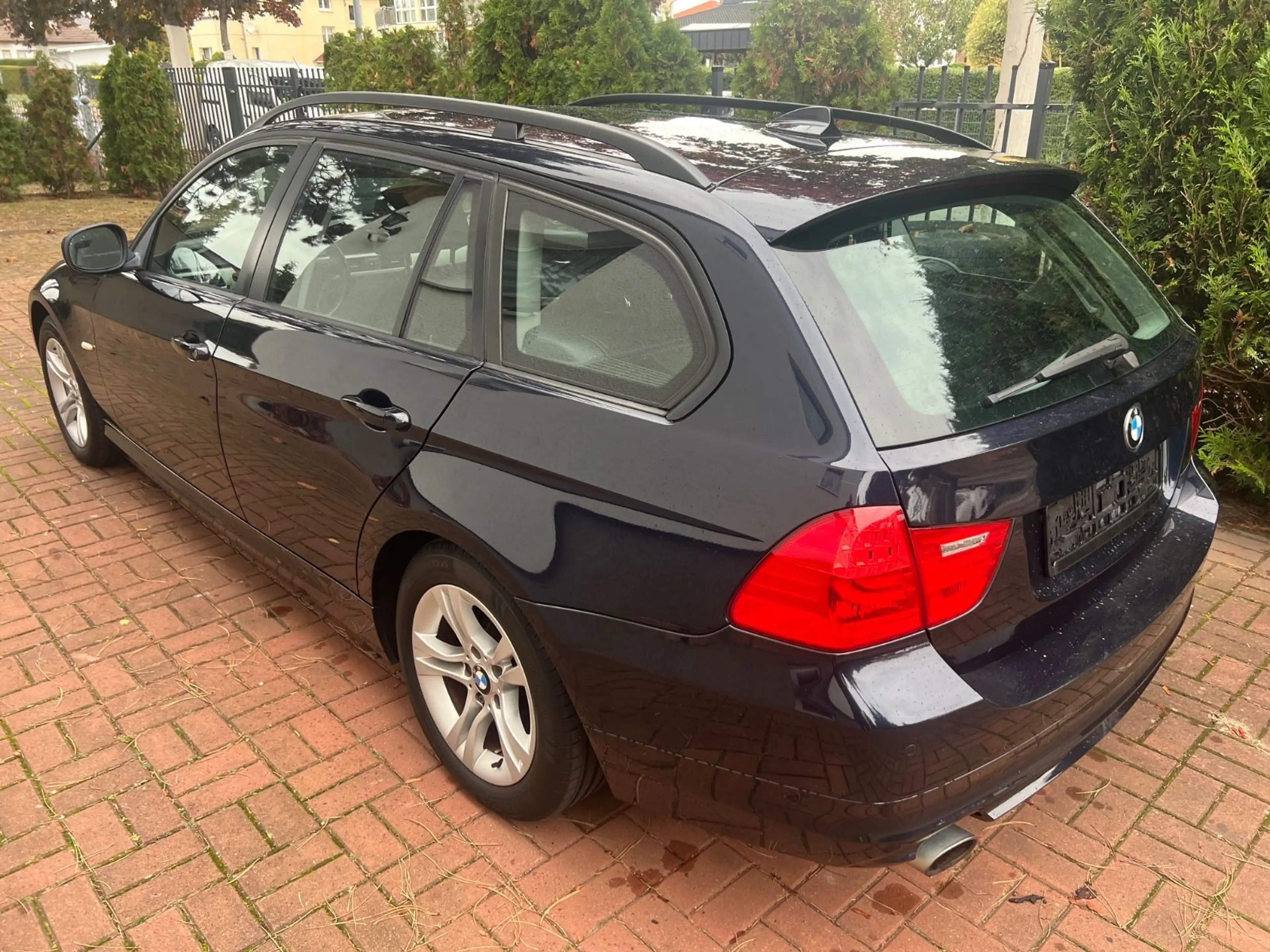 BMW 320 3 Touring 320 i — photo 5