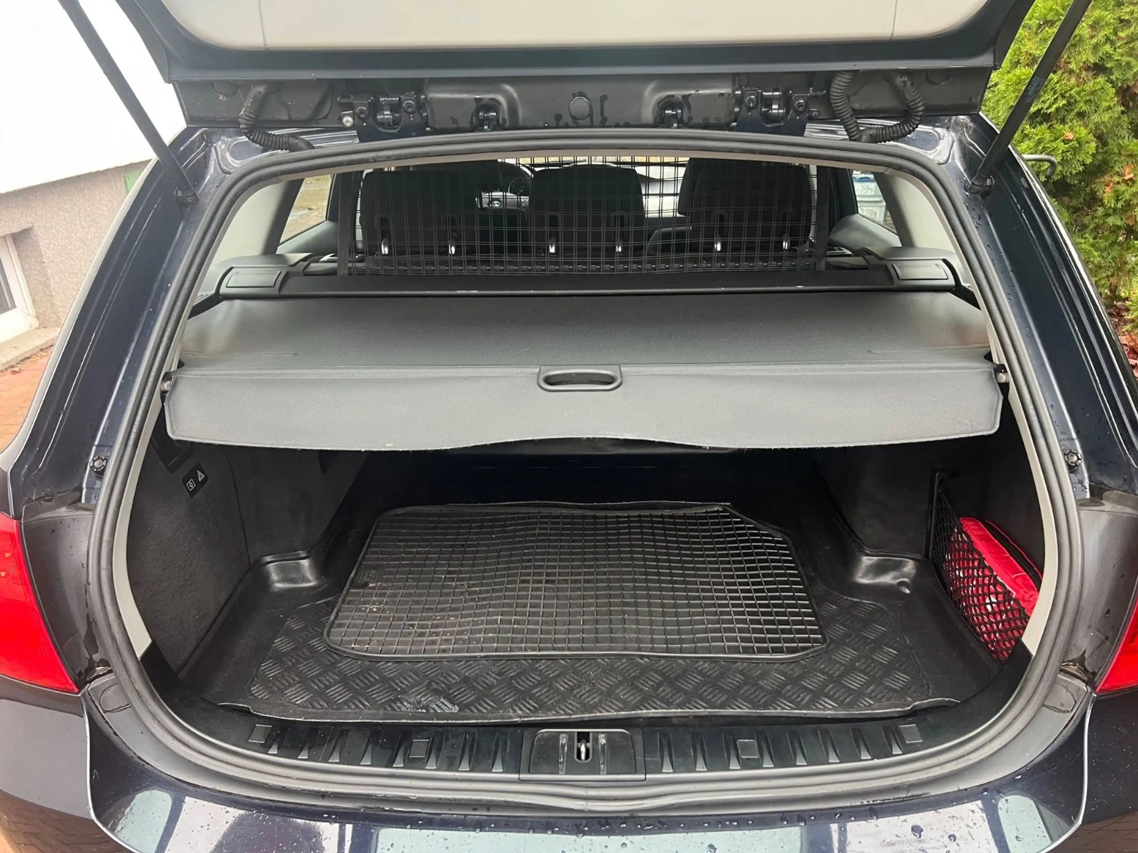 BMW 320 3 Touring 320 i — photo 8