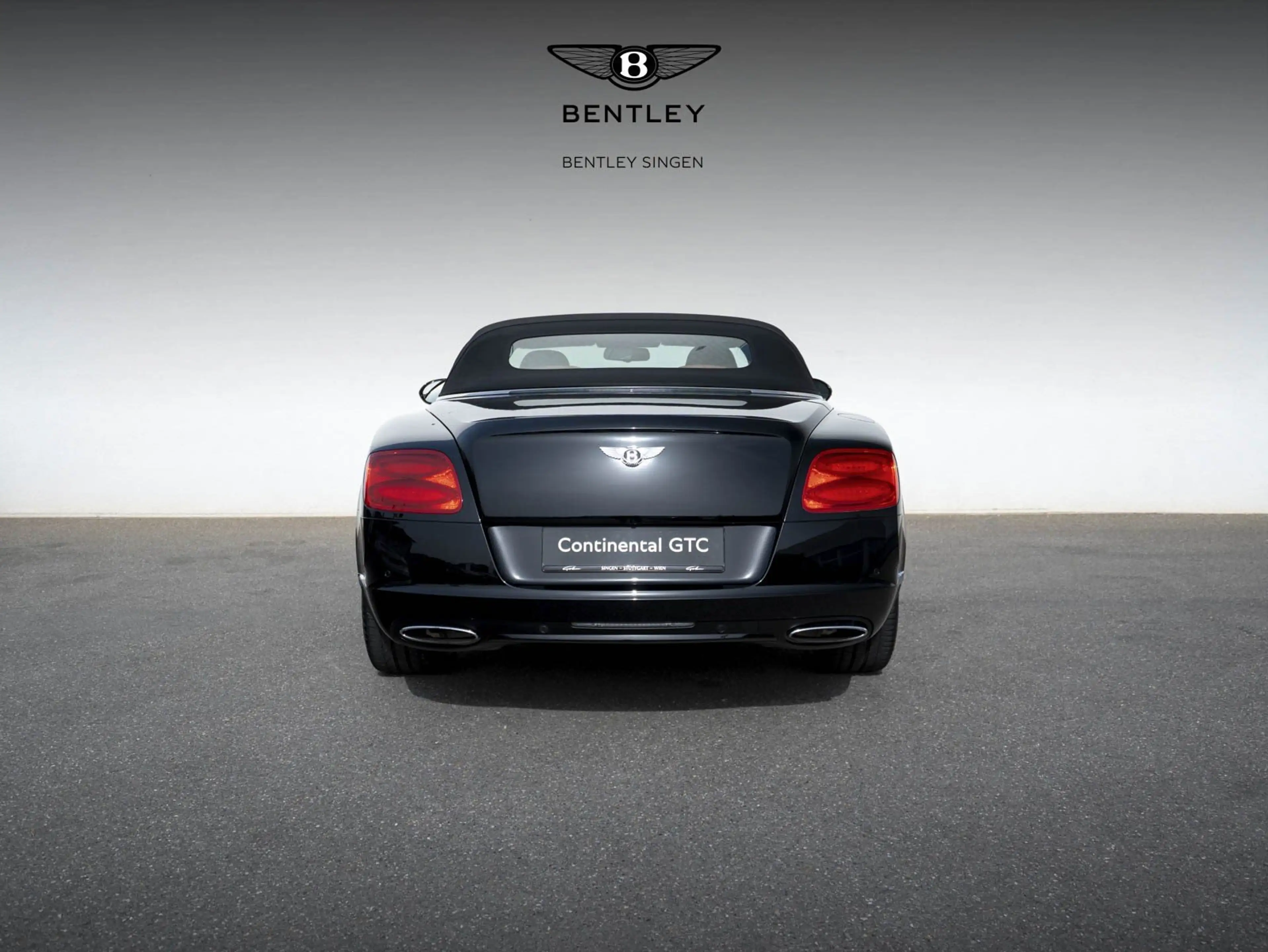 Bentley Continental GTC W12 — photo 14