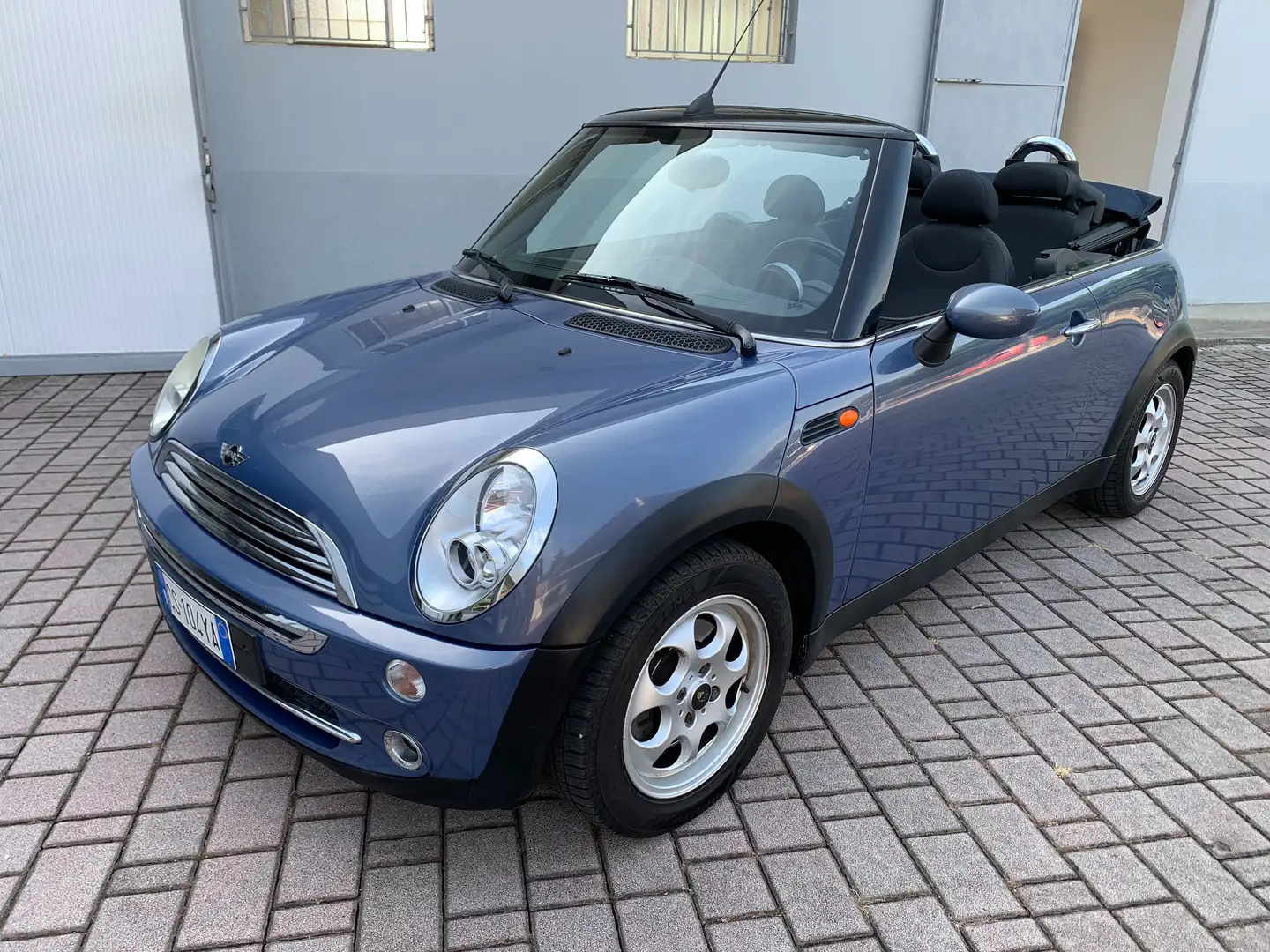 MINI Cooper Cabrio Mini Cabrio 1.6 Cooper Blue - 1