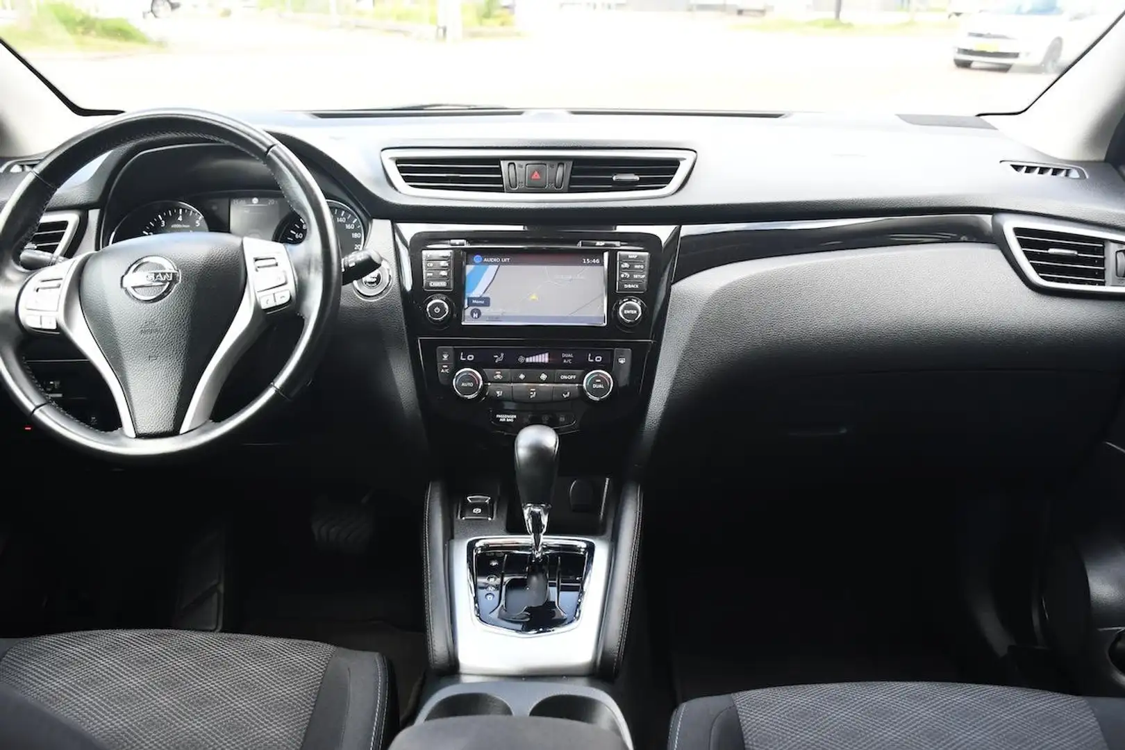 Nissan Qashqai 1.2 Connect Edition AUT|Clima|Cruise|NAVI|CAMERA Gris - 2