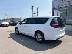 Chrysler Pacifica 2027
