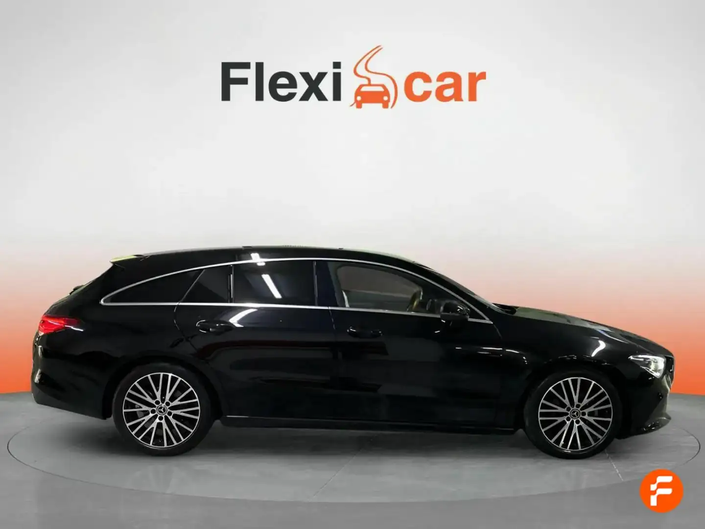 Mercedes-Benz CLA 200 Shooting Brake Negro - 2