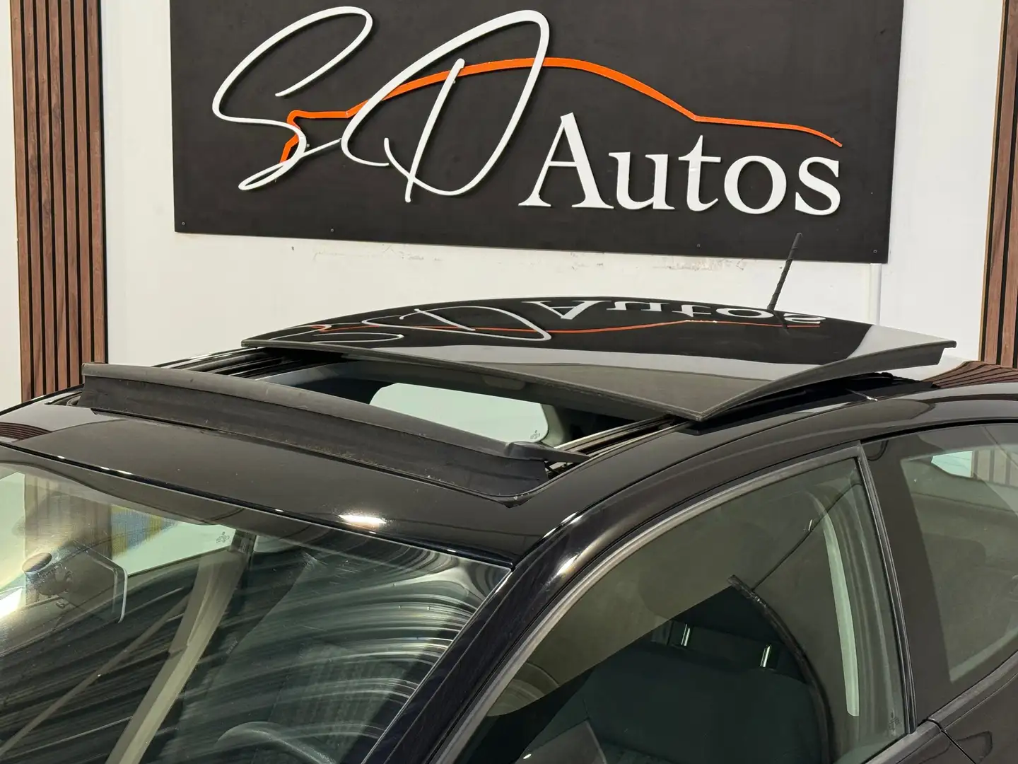 Volkswagen Polo Polo 1.0i Trendline Zwart - 2