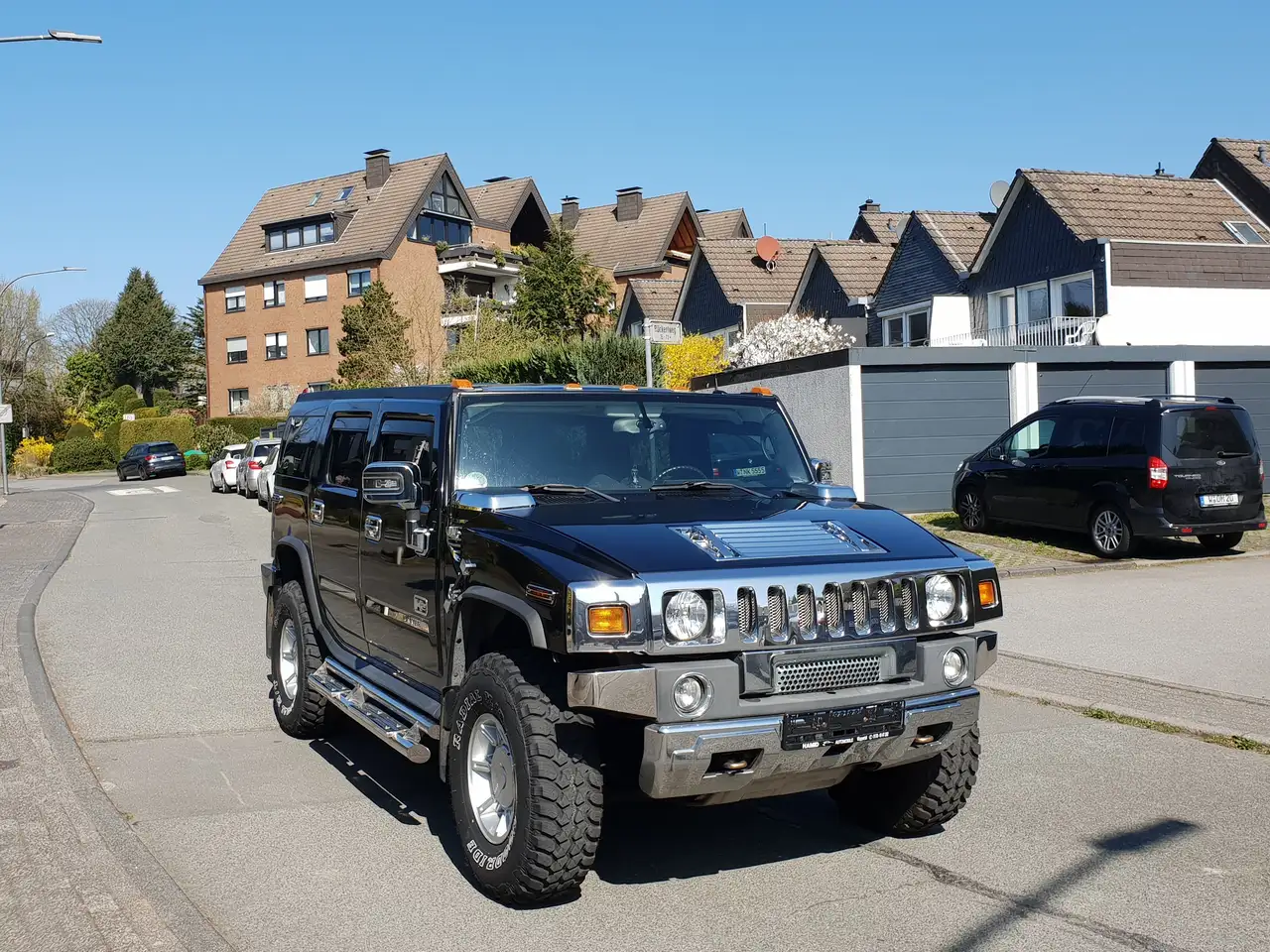 HUMMER H2