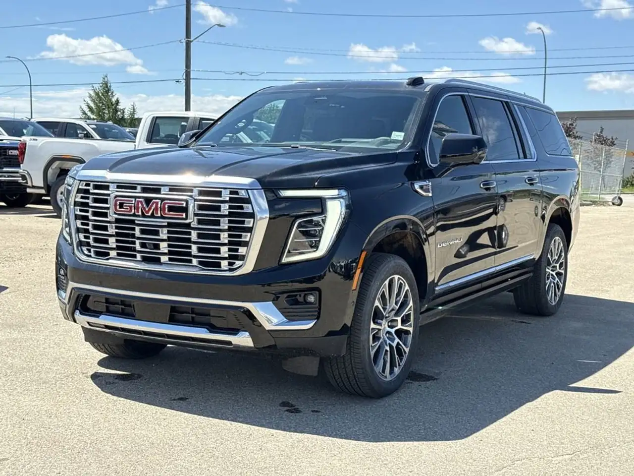 GMC Yukon снимка GMC Yukon