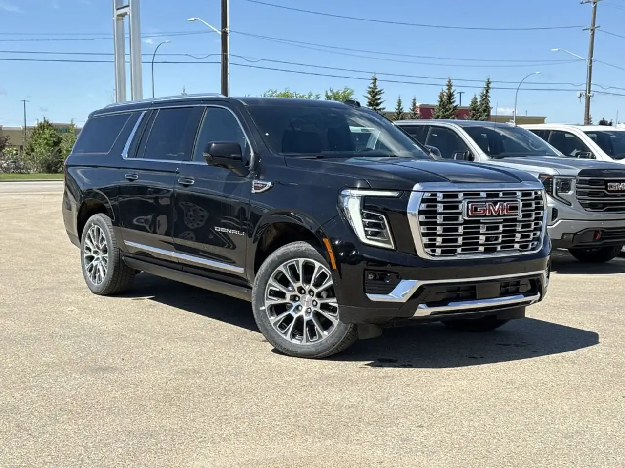 GMC Yukon снимка GMC Yukon