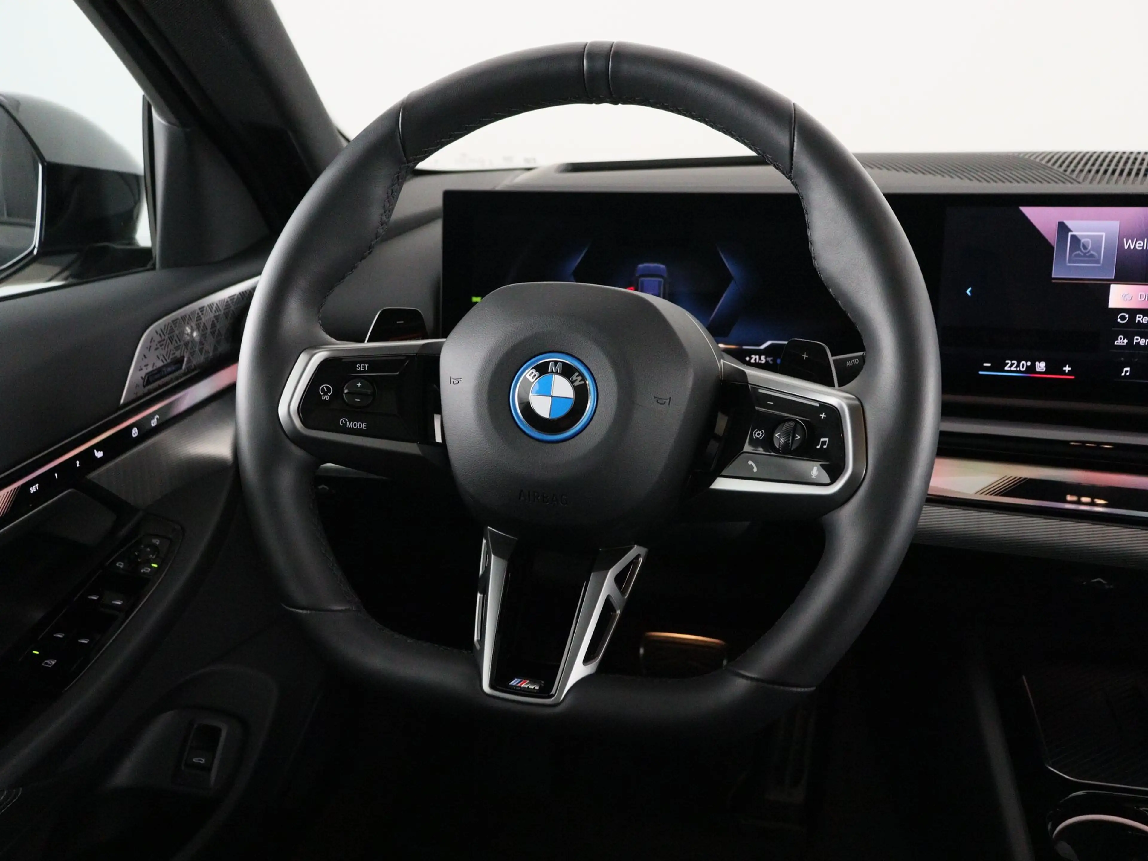 BMW 550 5 Serie Touring 550e xDrive — photo 2