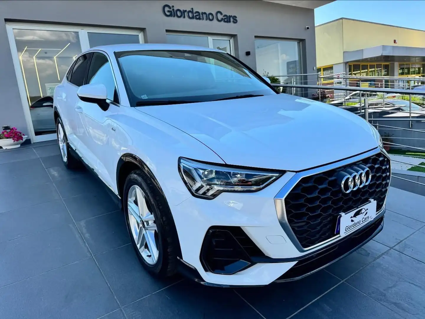 Audi Q3 Sportback 35 2.0 tdi S line edition s-tronic Bianco - 1