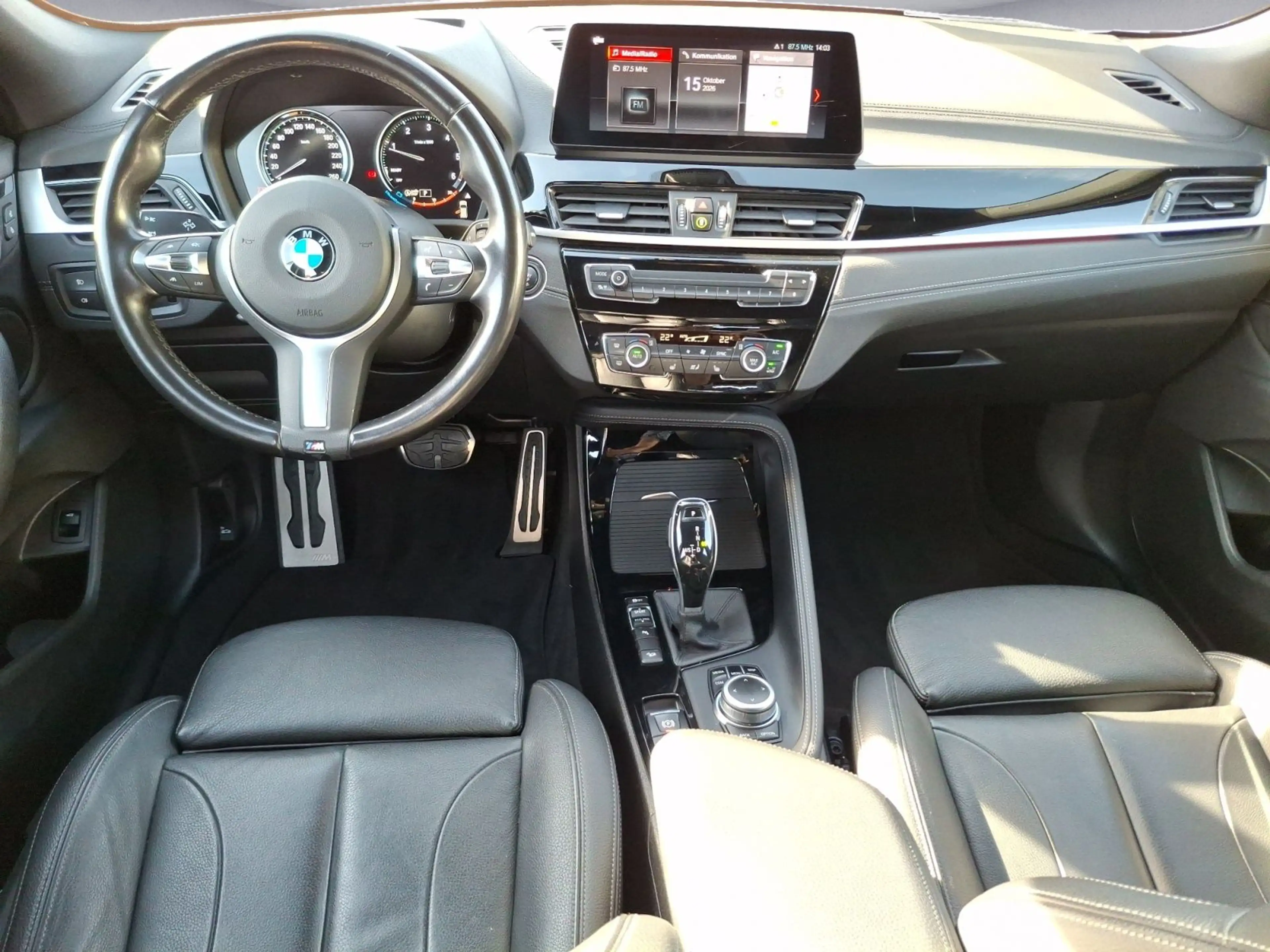 BMW X2 xDrive25d M Sport AHK Head-Up — photo 14