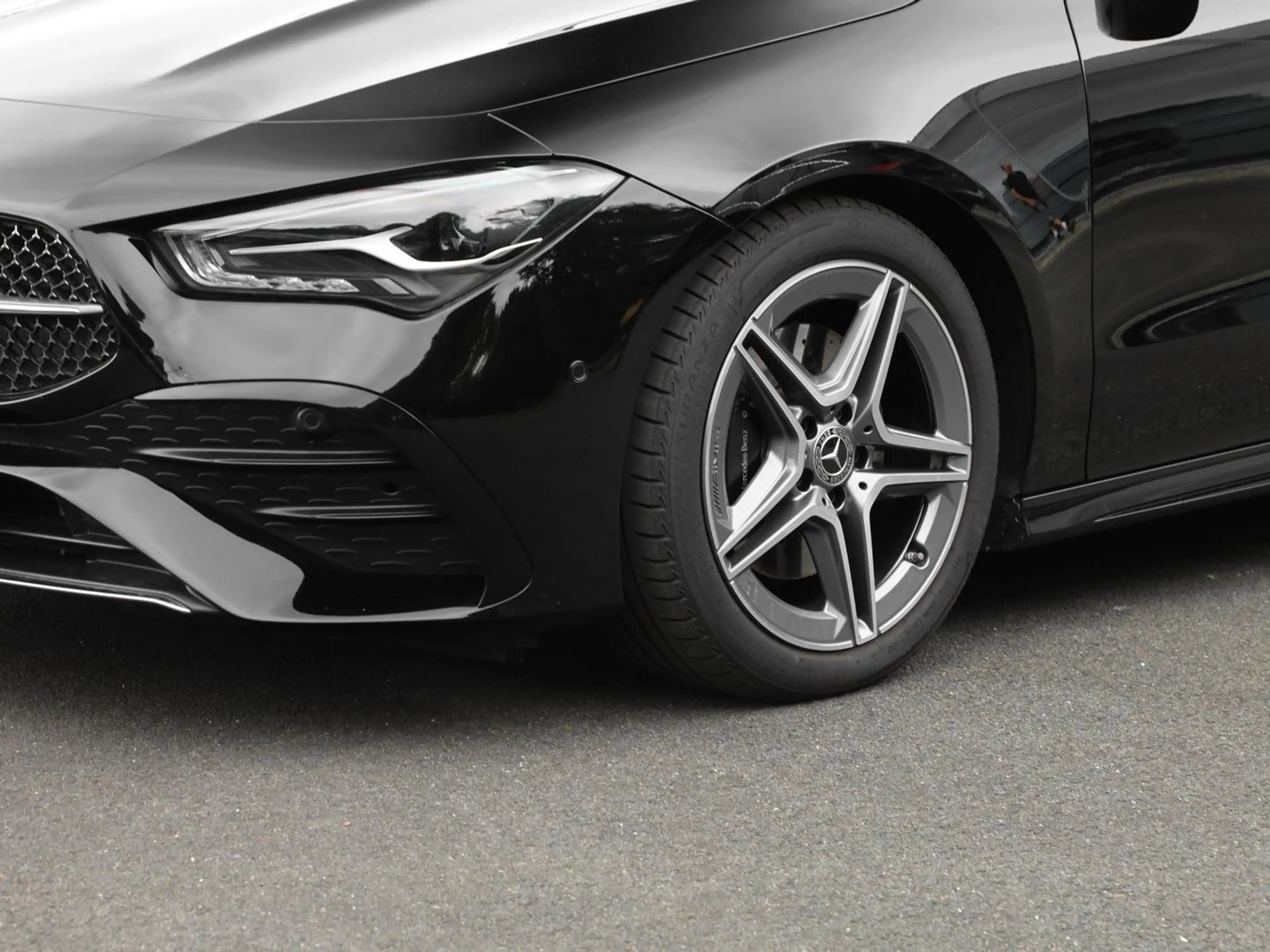 Mercedes-Benz CLA 200 AMG Advanced Ambiente Kamera MBUX LED — photo 9