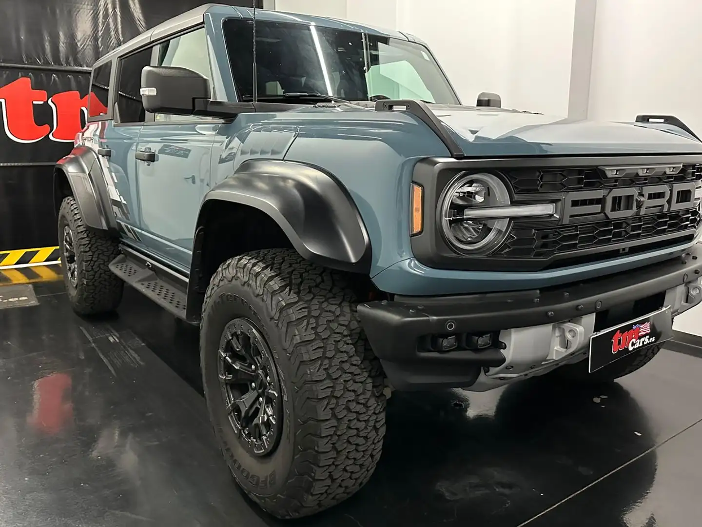 Ford Bronco Raptor Blau - 2
