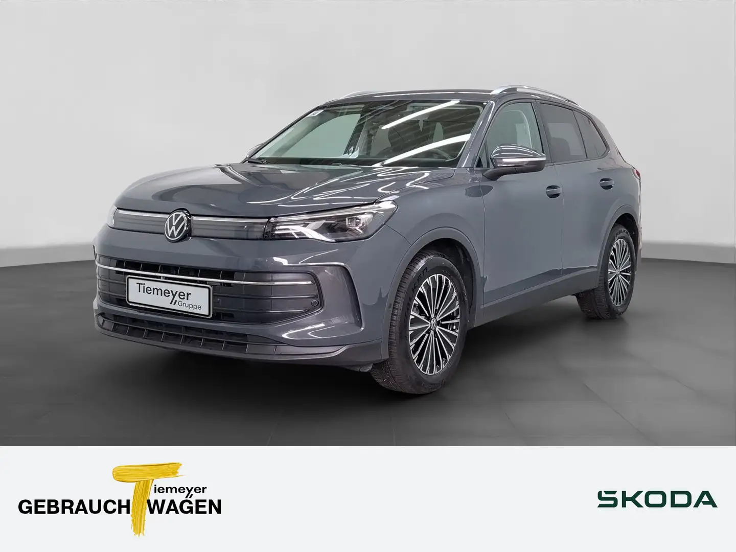 Volkswagen Tiguan 1.5 eTSI DSG LIFE NAVI LM18 Gris - 1
