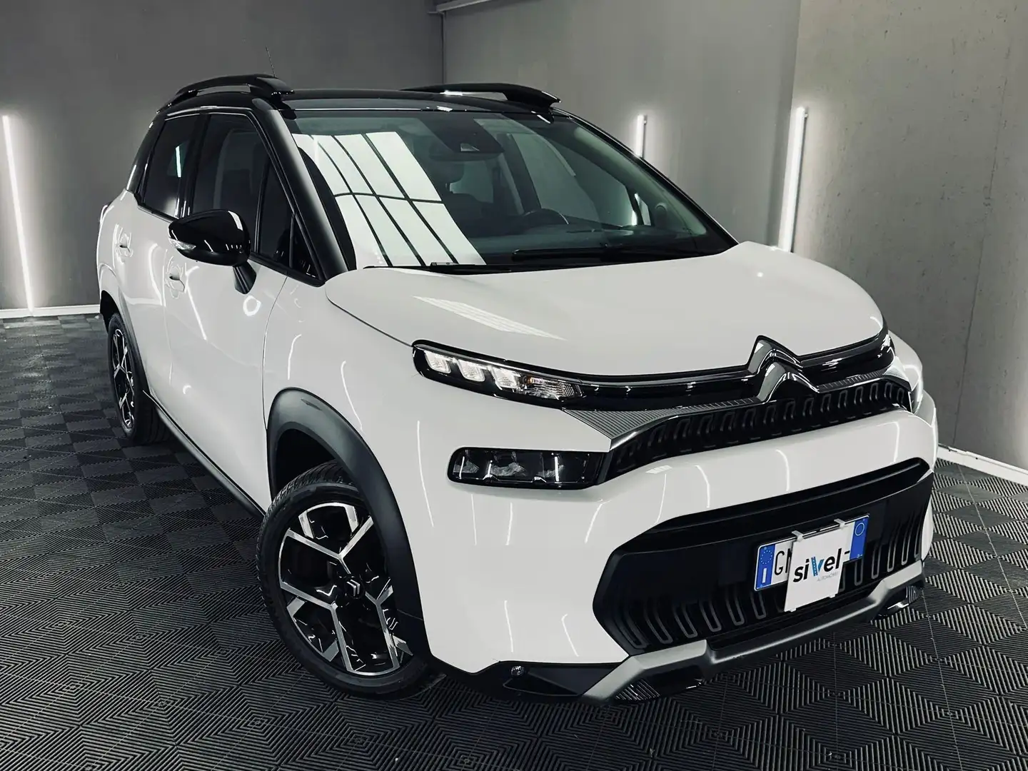 Citroen C3 Aircross 1.2 puretech Shine s Bianco - 1
