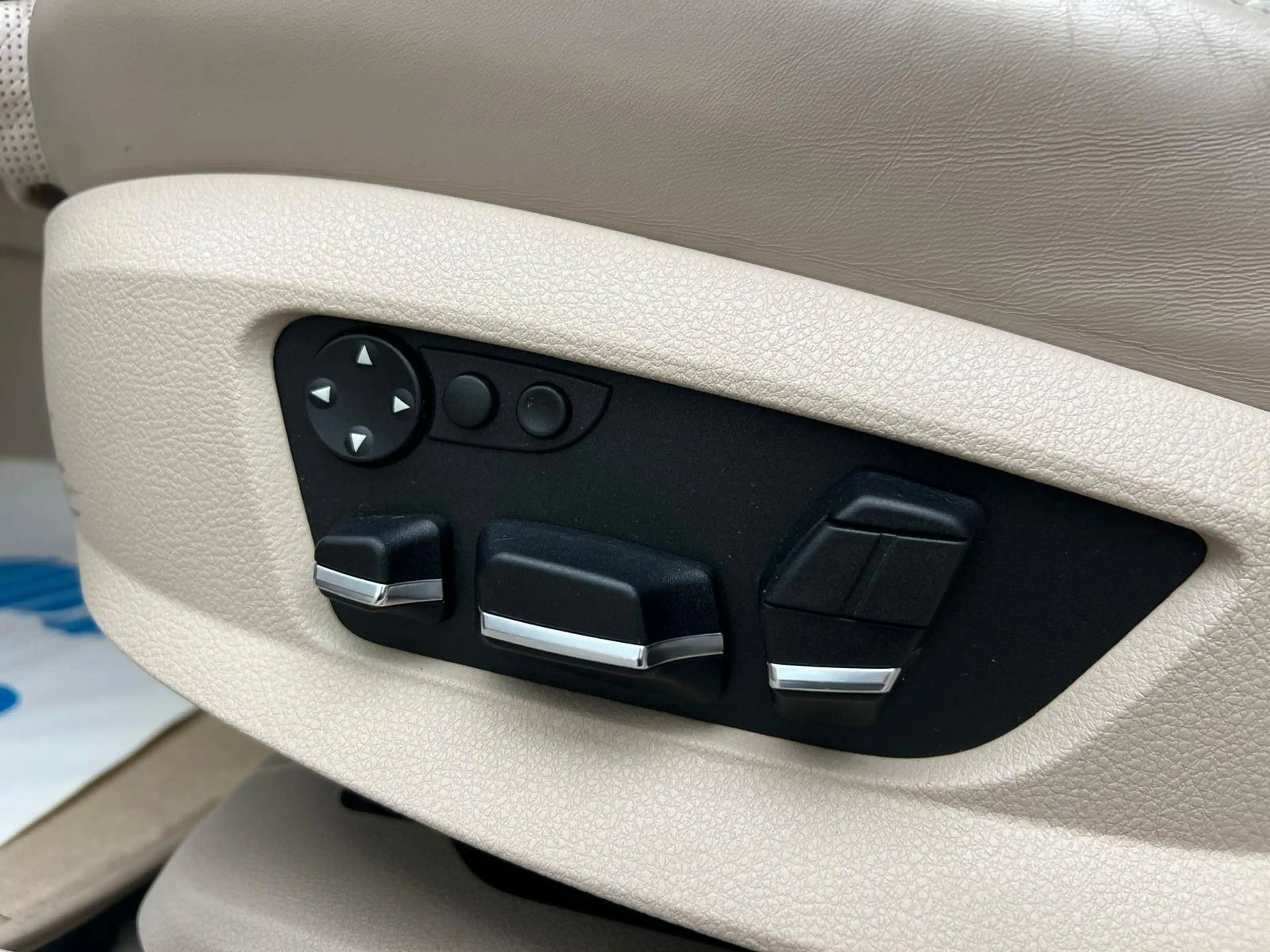 BMW 760 i M Alpina V12 — photo 10