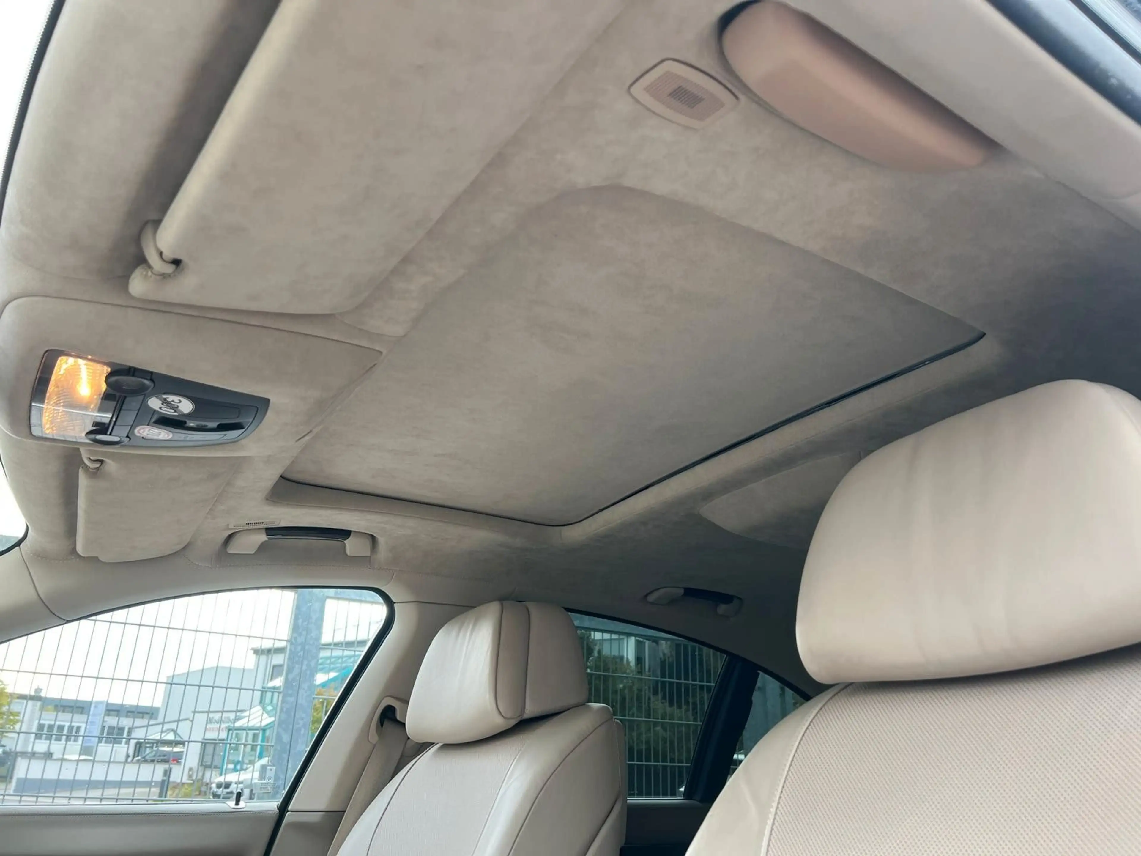 BMW 760 i M Alpina V12 — photo 13