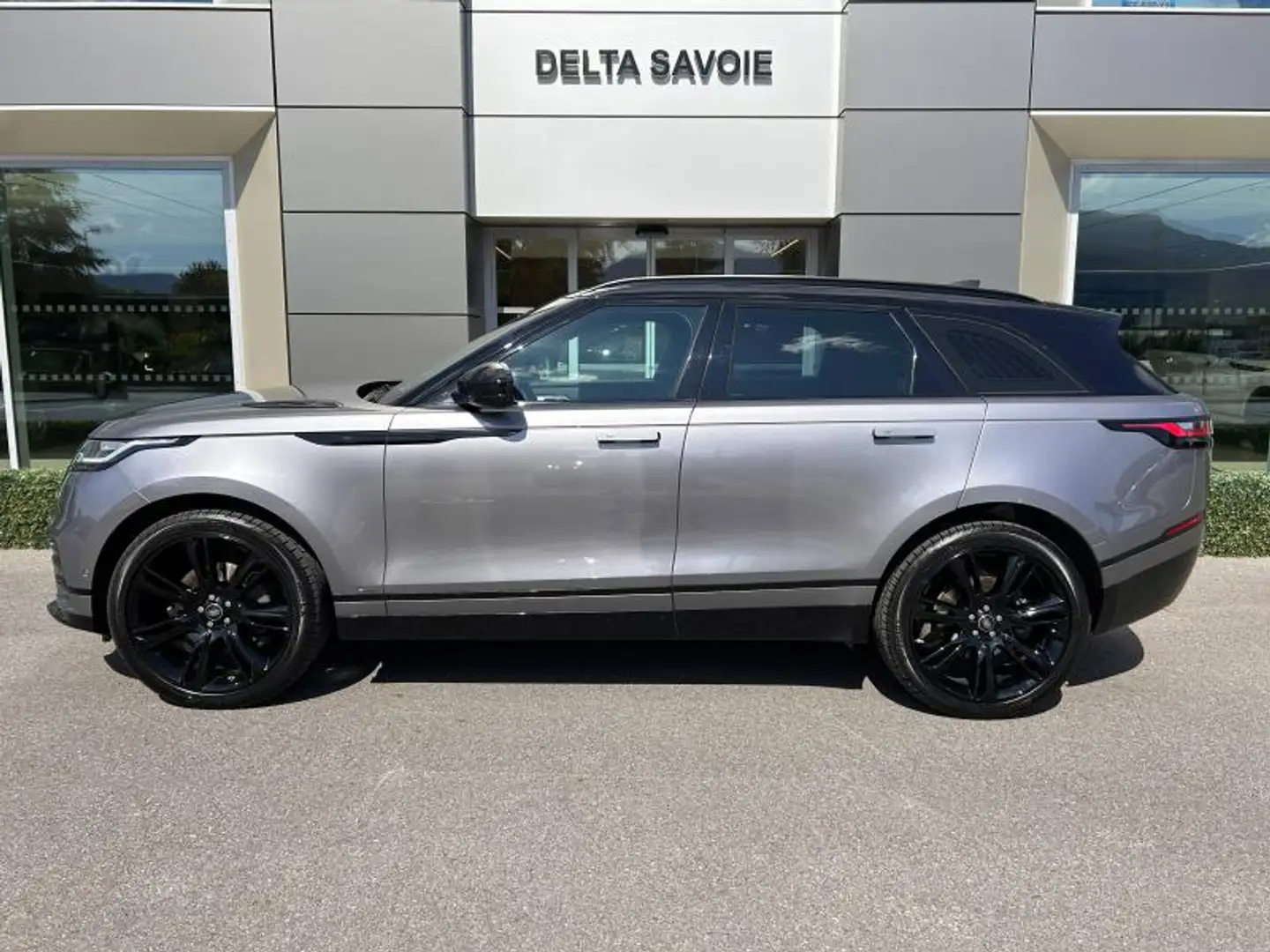 Land Rover Range Rover Velar 3.0D V6 300ch R-Dynamic SE AWD BVA TVA RECUPERABLE Gris - 2