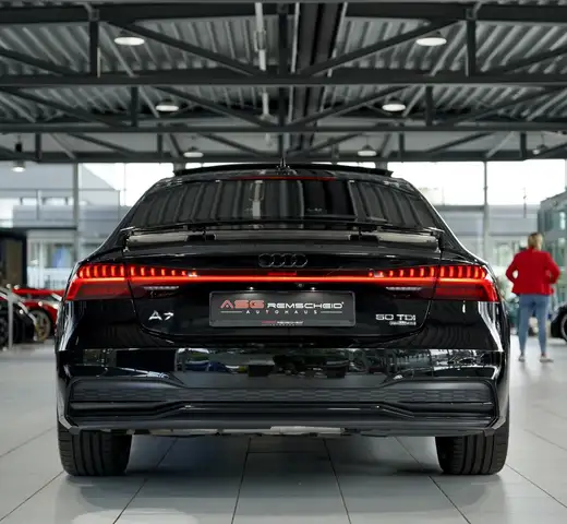 Audi A7 view 8
