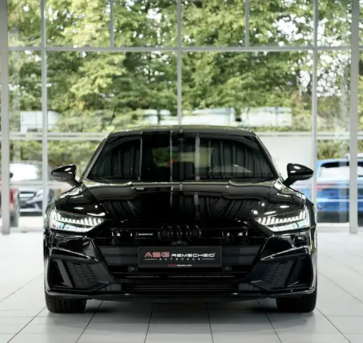 Audi A7 view 3
