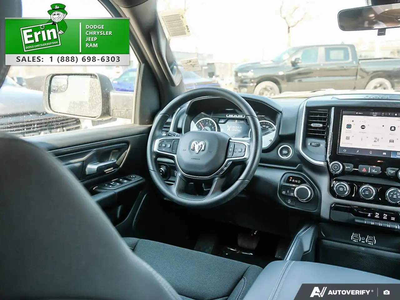 RAM 1500 снимка RAM 1500
