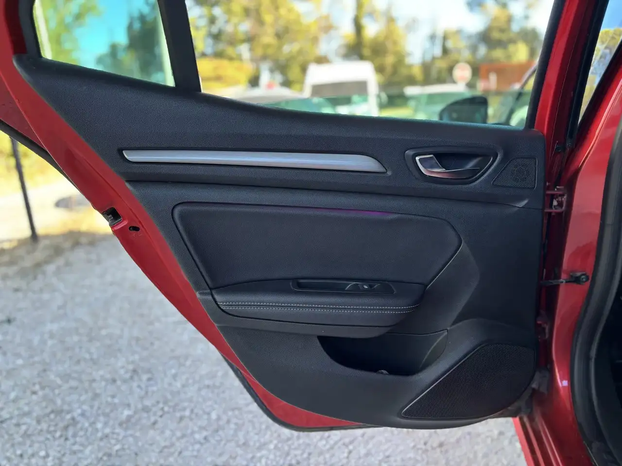 Renault Megane Berline — photo 38