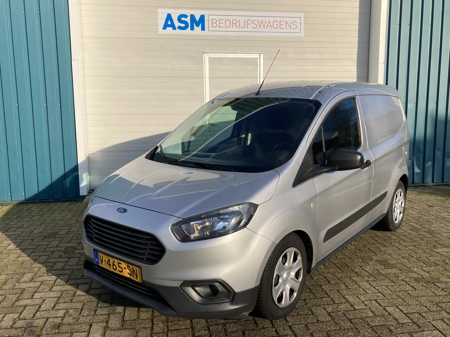 Ford Transit Courier 1.5 100Pk TDCI Trend / Cruise / Airco / Navi / SCH Zilver - 2