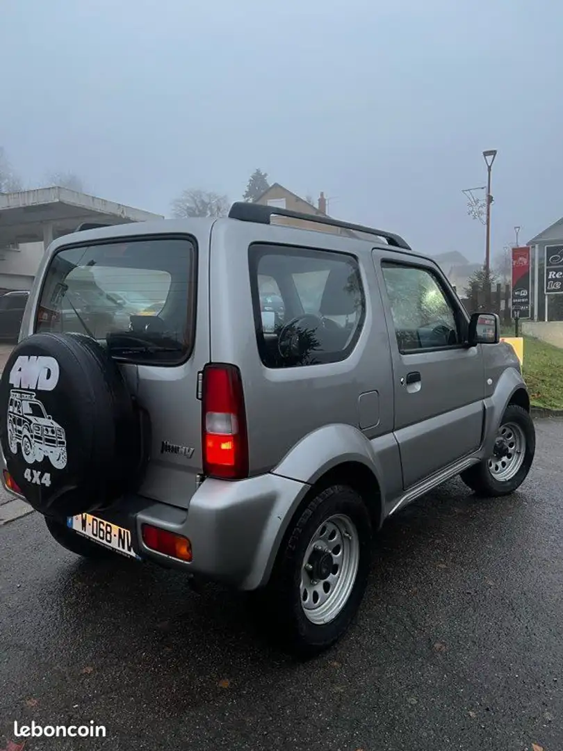 Suzuki Jimny 4x4 1.3 VVT 85 cv JX Beige - 2