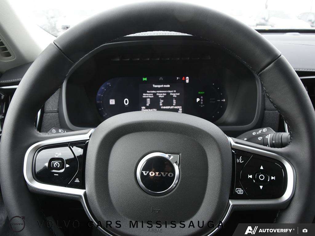 2026 Volvo XC90 T8 Core thumb 14